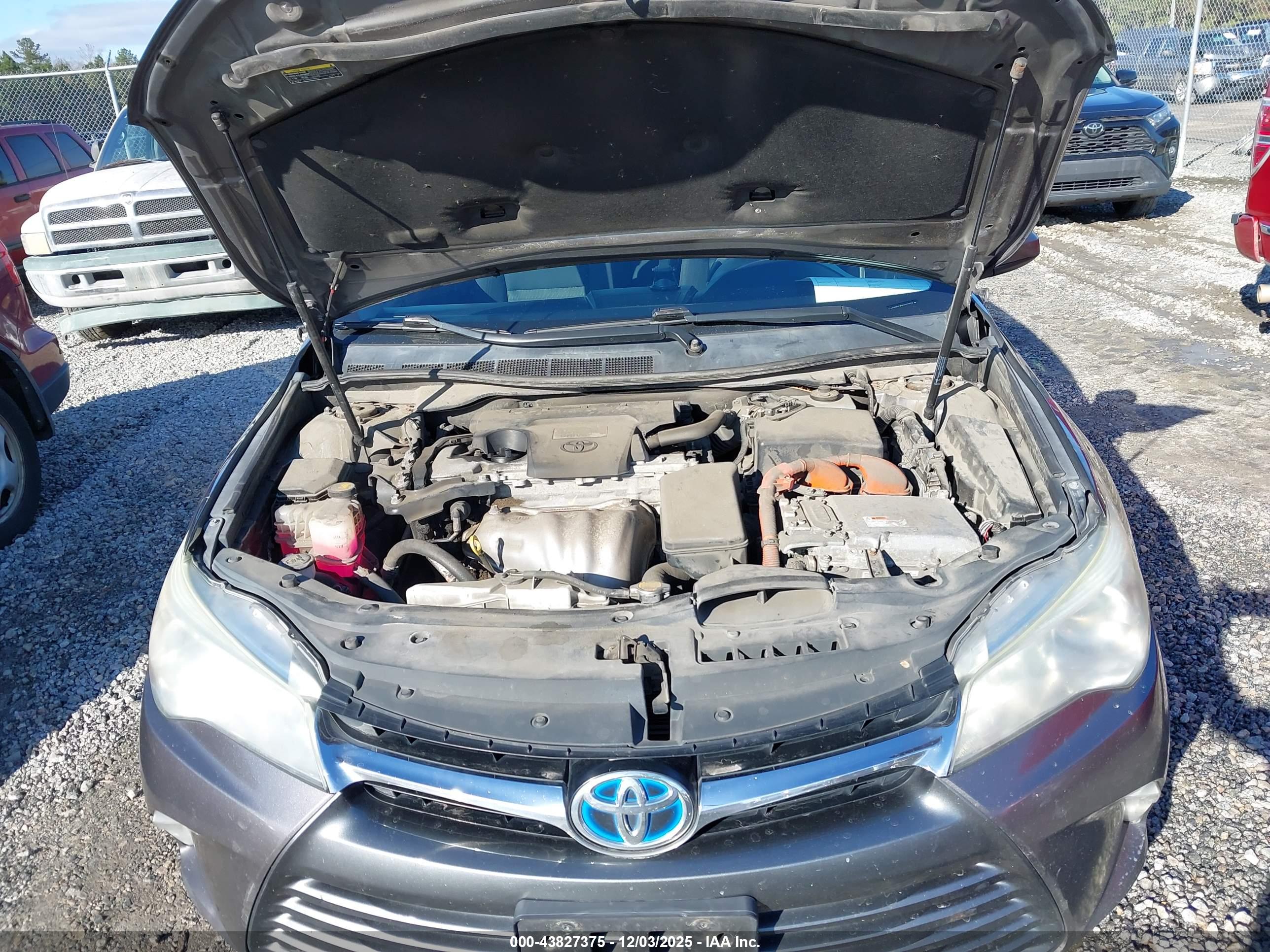 TOYOTA CAMRY image 10