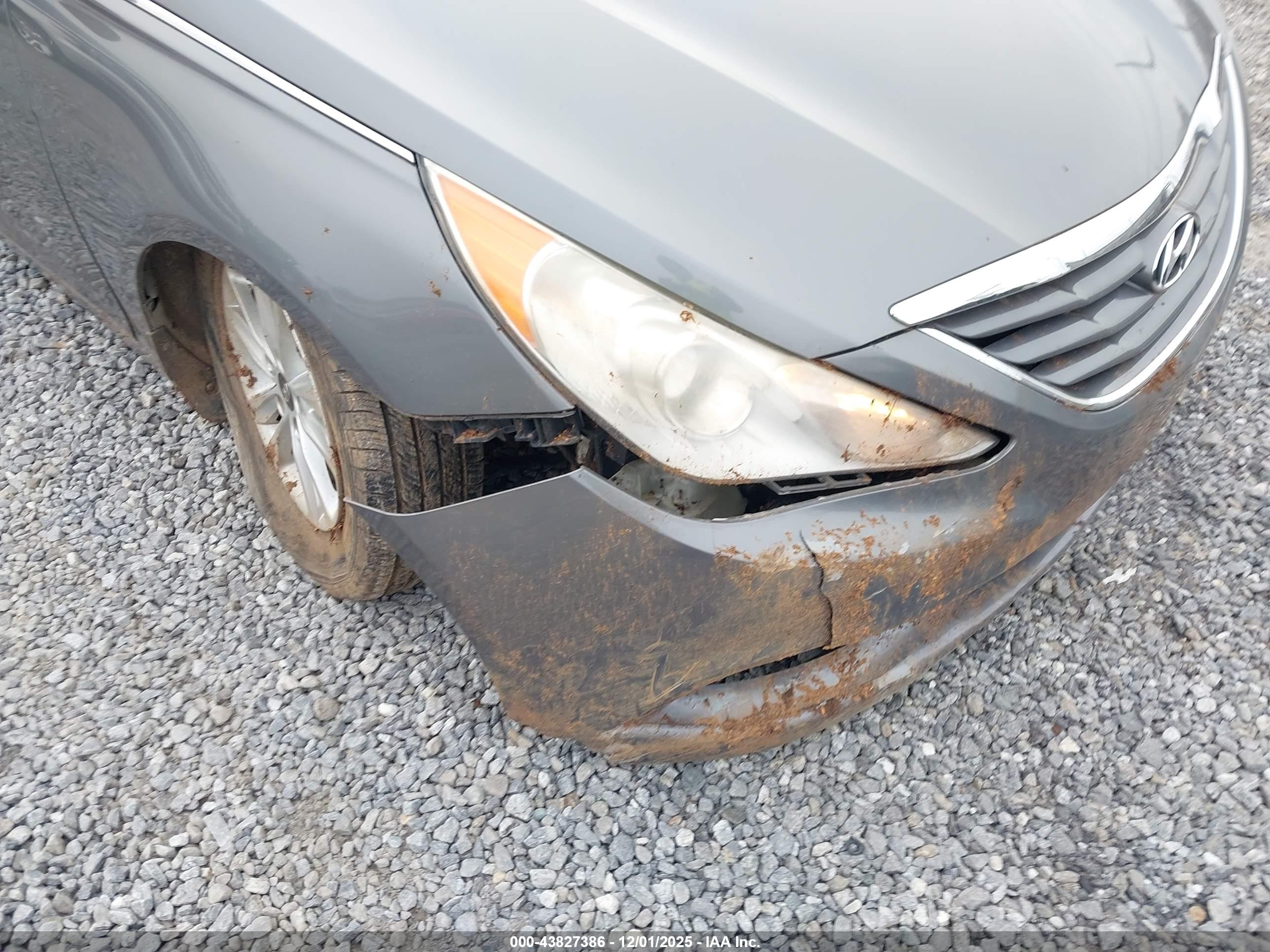 HYUNDAI SONATA image 6
