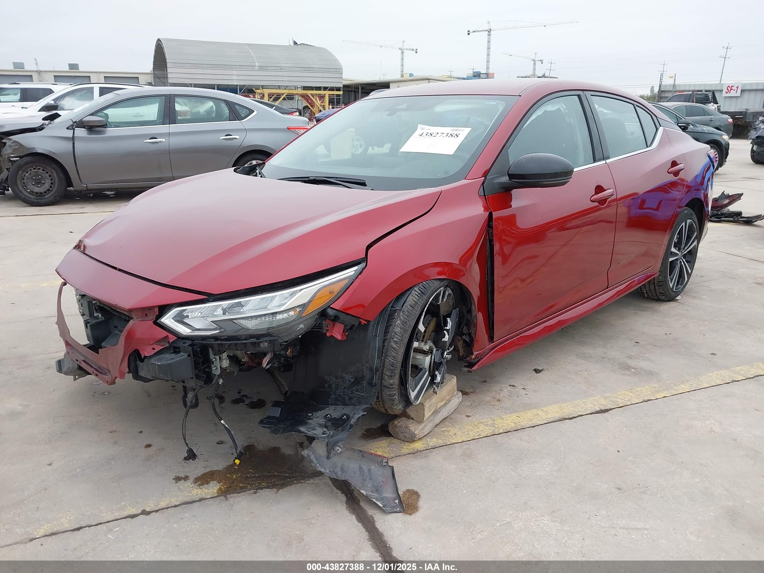 NISSAN SENTRA image 2