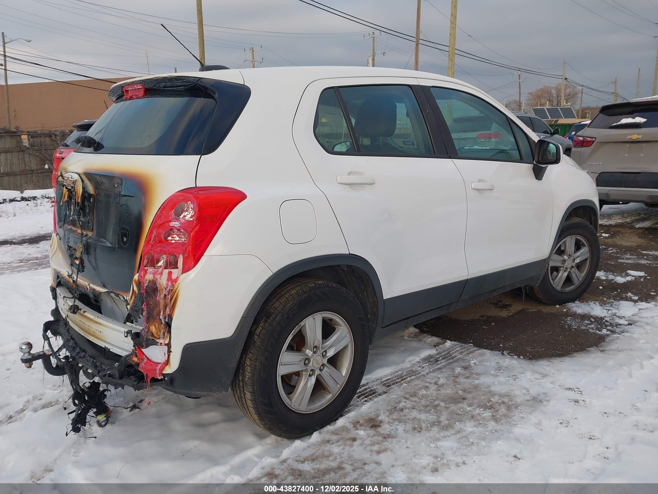 CHEVROLET TRAX image 4