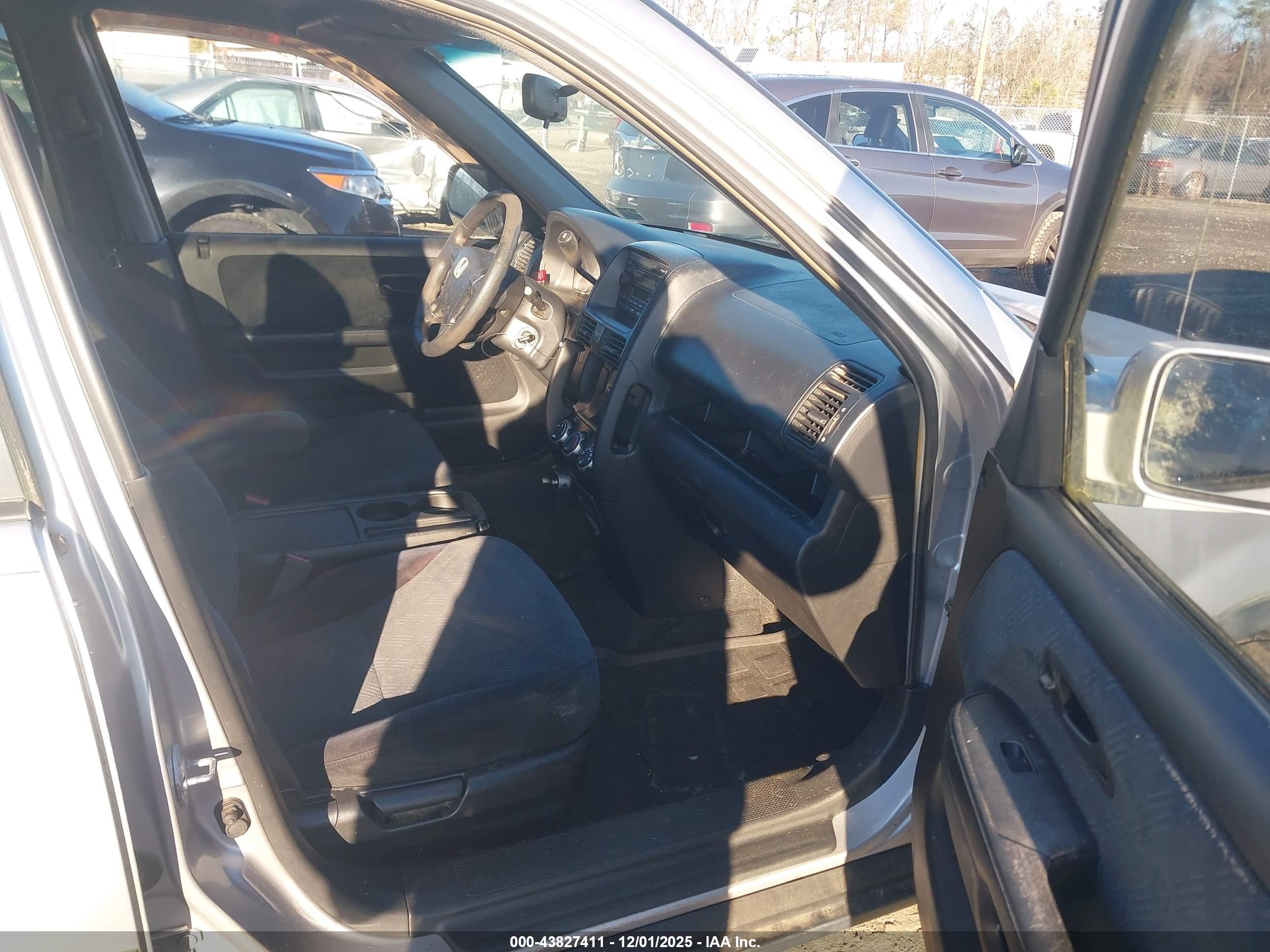 HONDA CR-V image 5