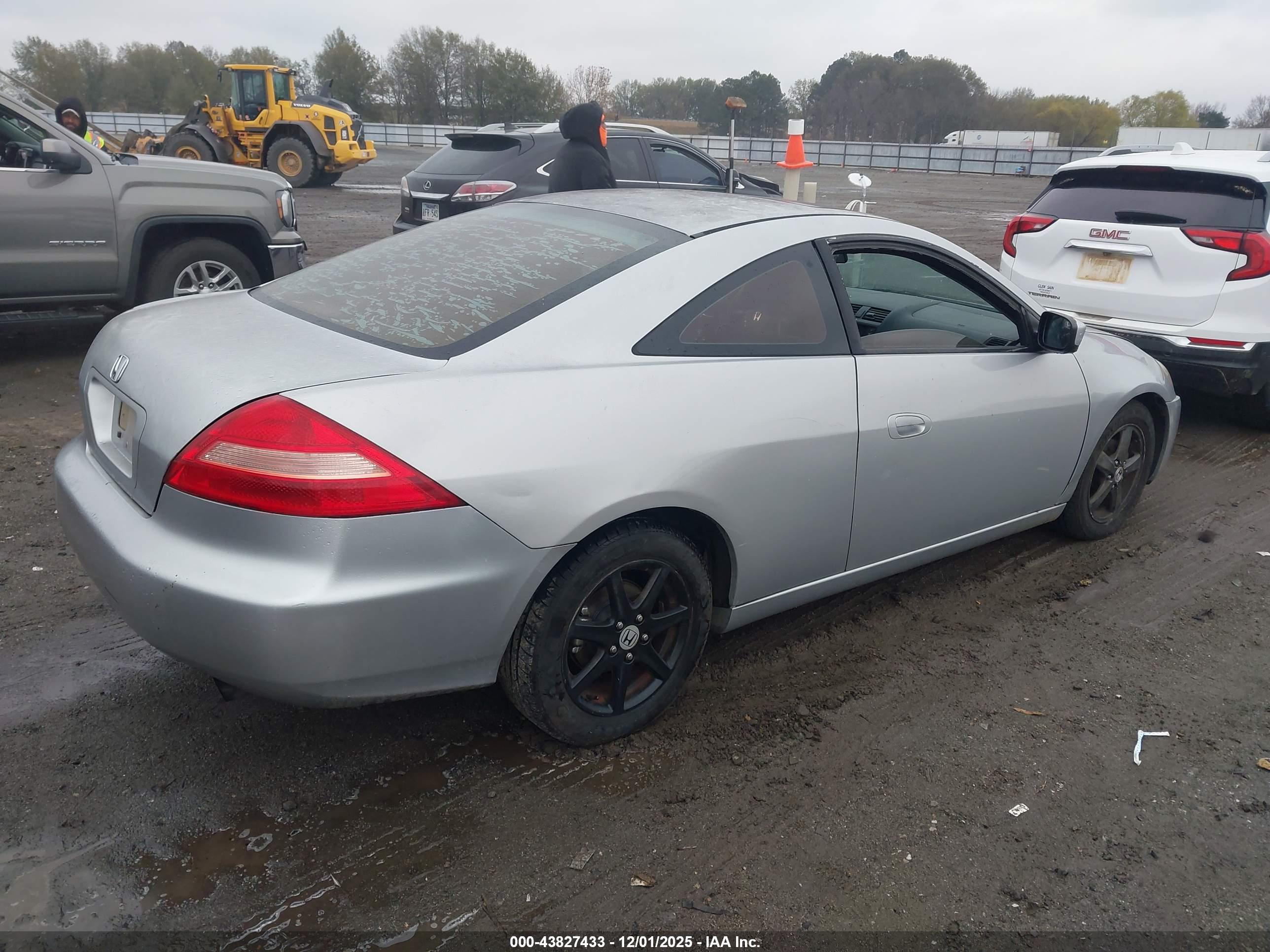 HONDA ACCORD image 4