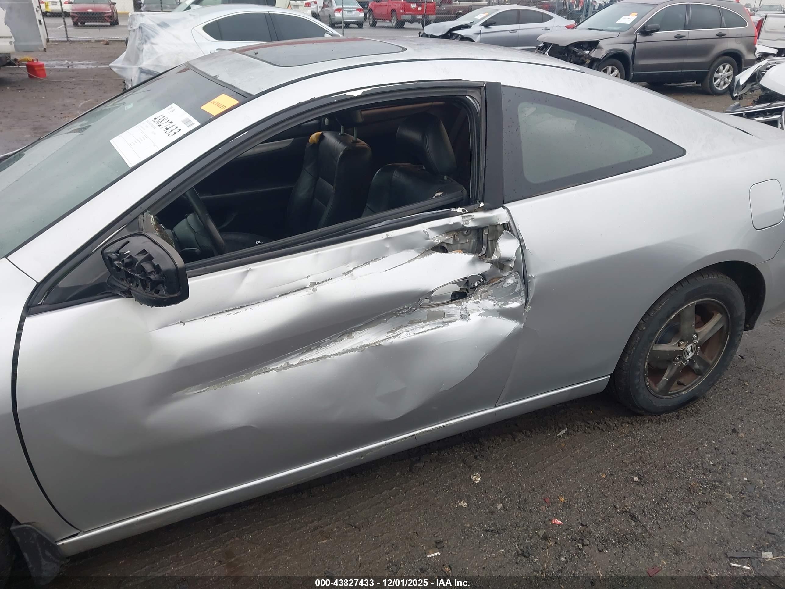 HONDA ACCORD image 6