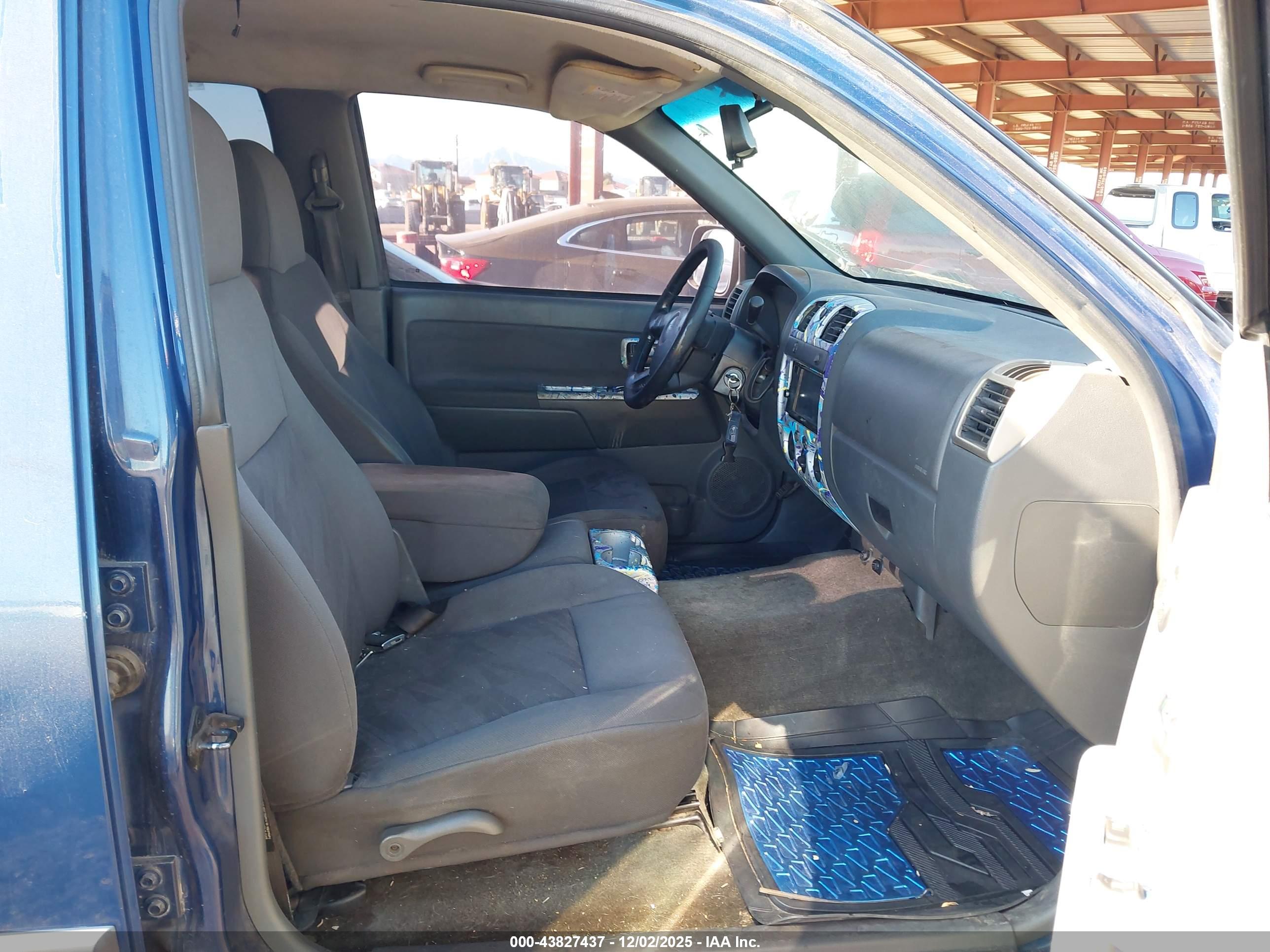 CHEVROLET COLORADO image 5