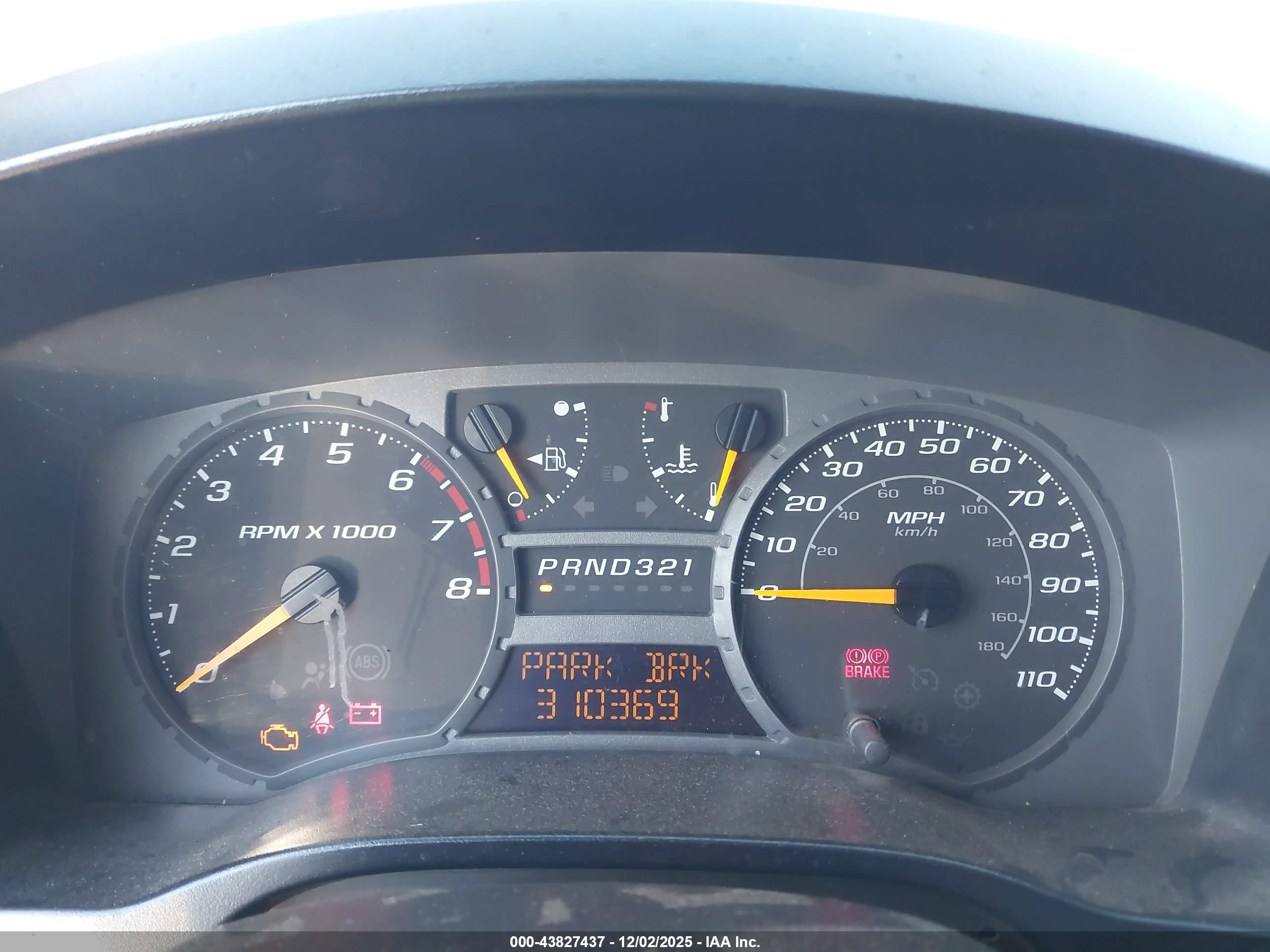 CHEVROLET COLORADO image 7
