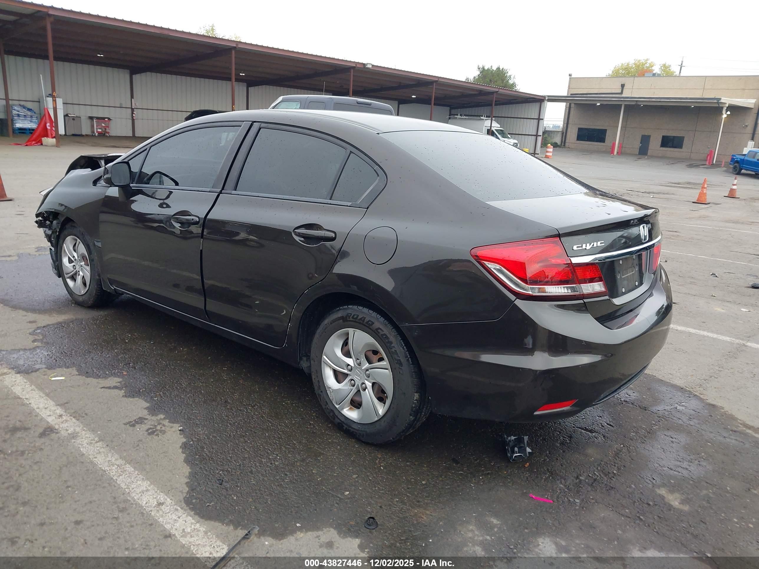 HONDA CIVIC image 3