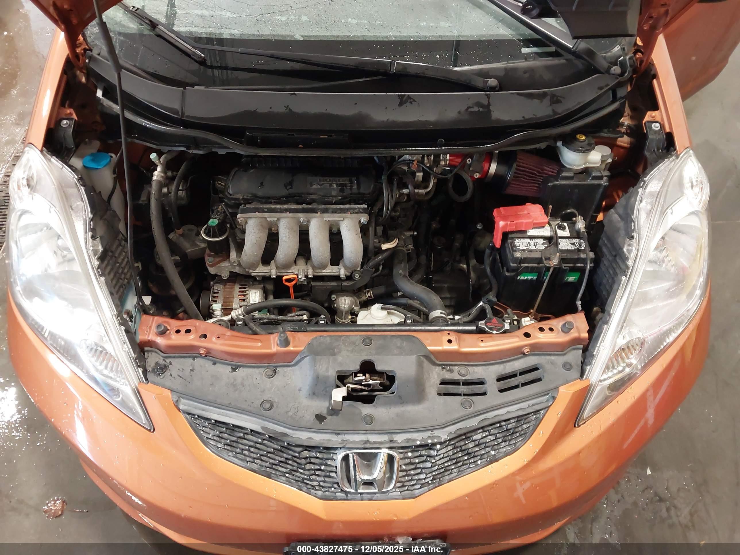 HONDA FIT image 10