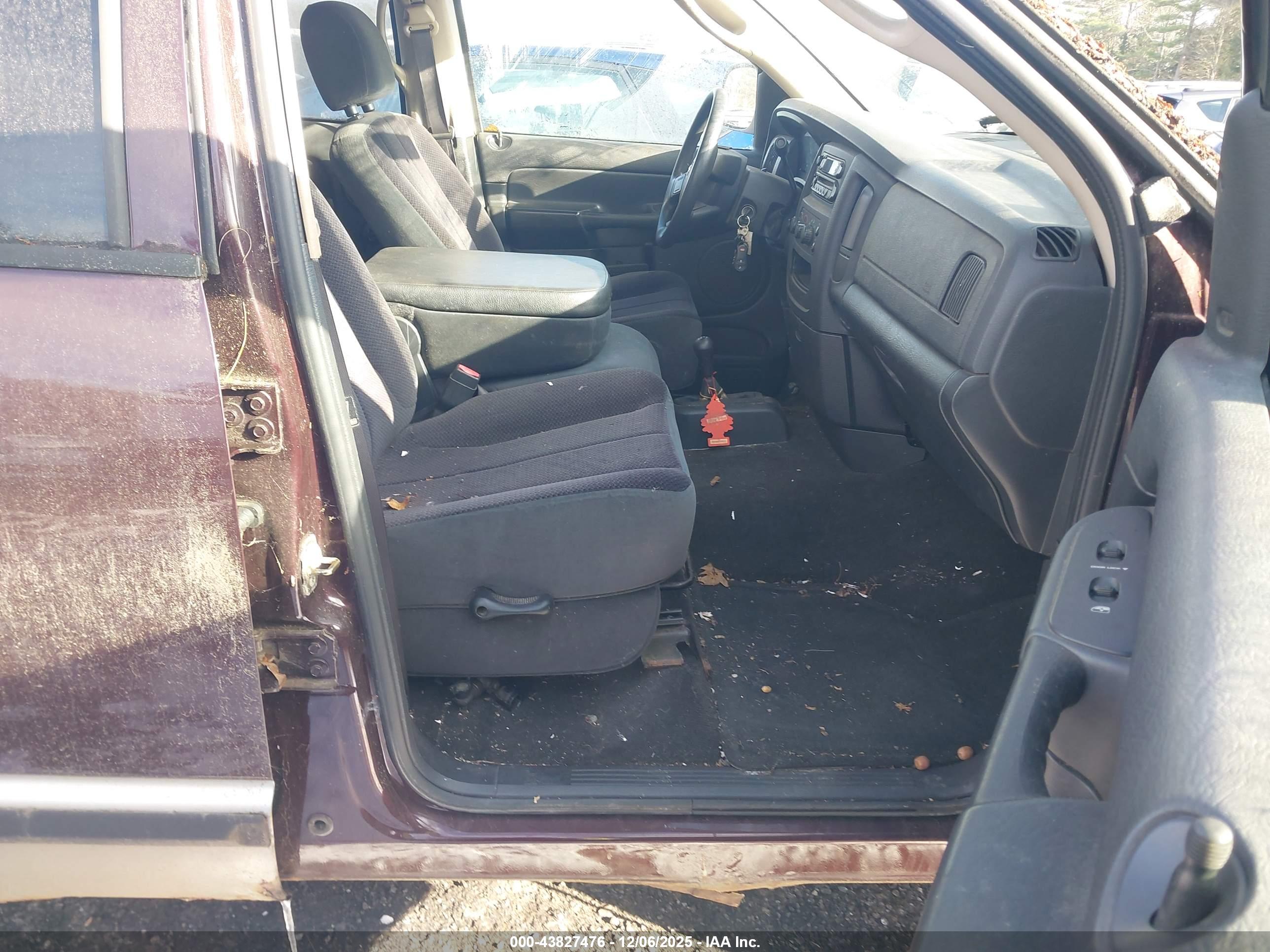 DODGE RAM image 5