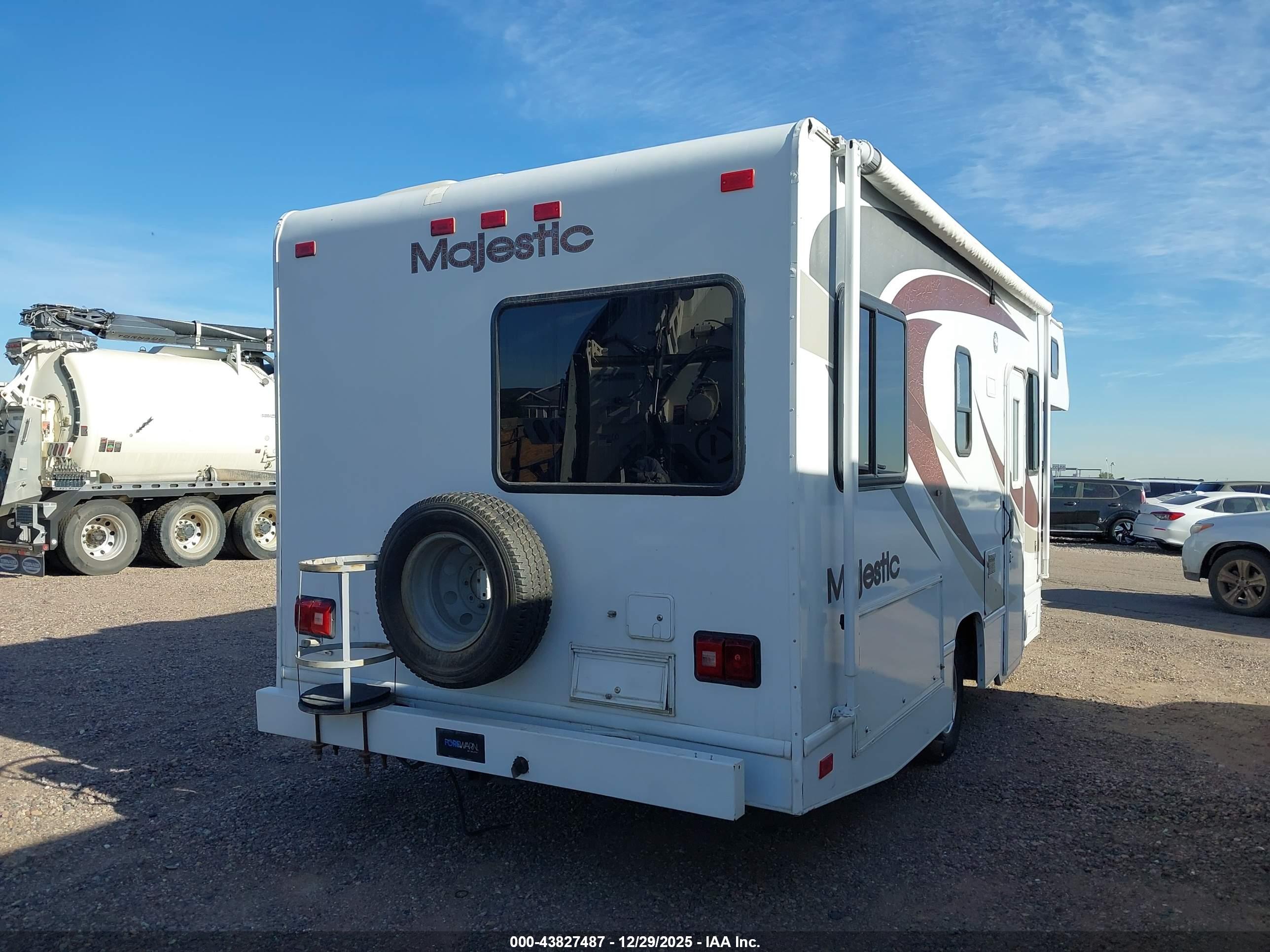 FORD E-350 image 3