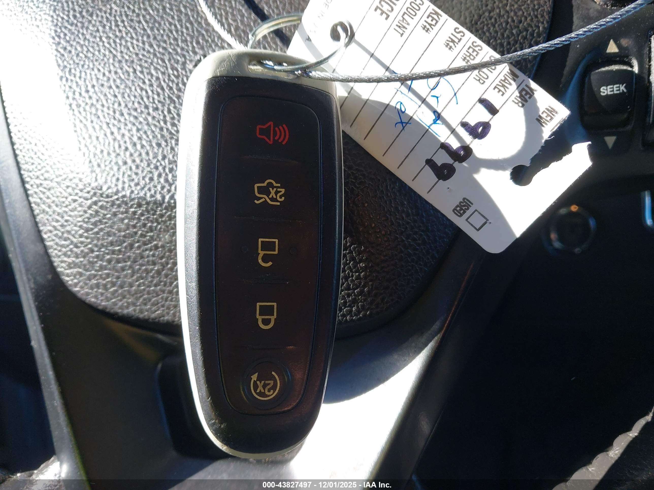 FORD FLEX image 11