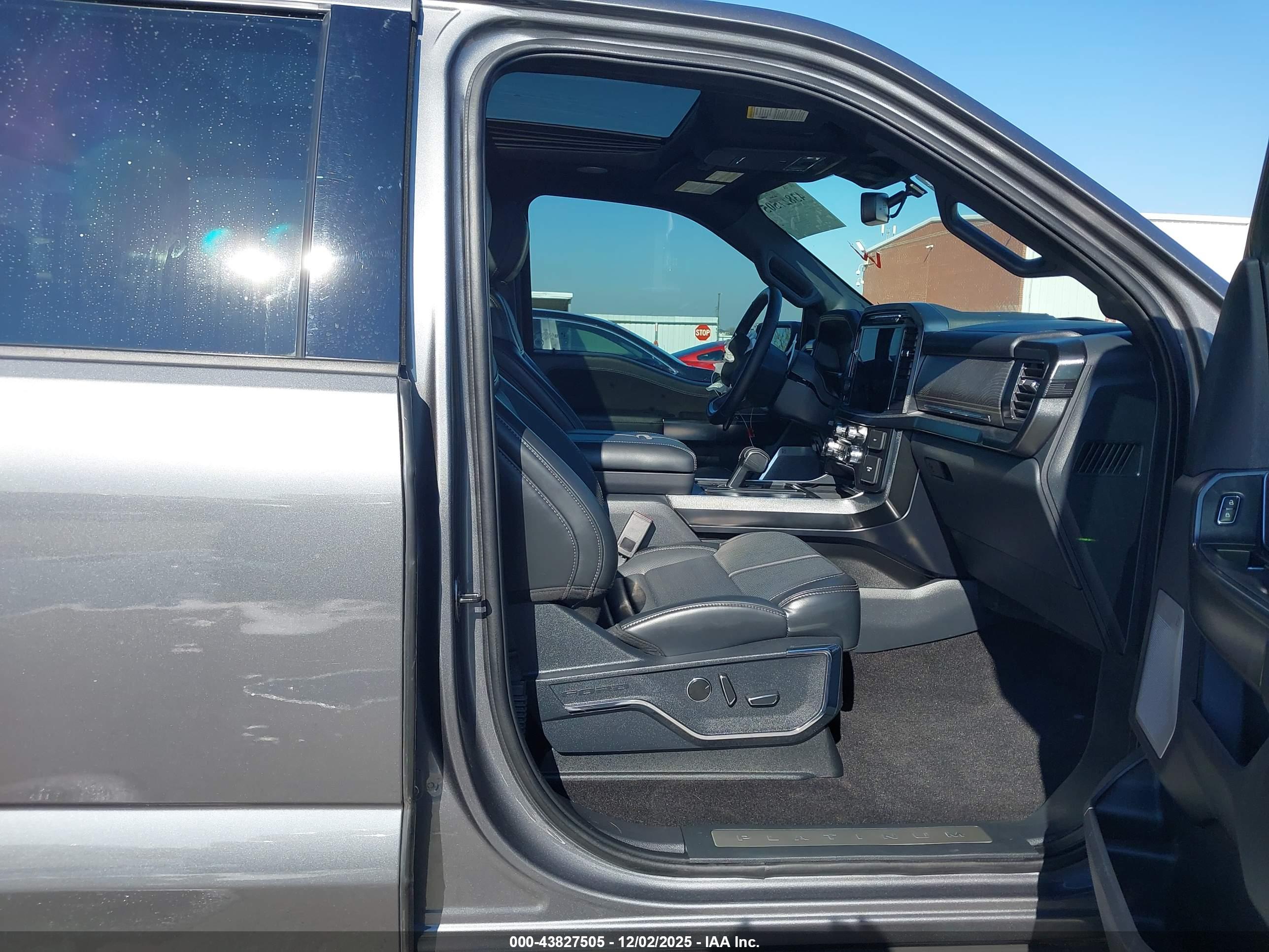 FORD F-150 image 5