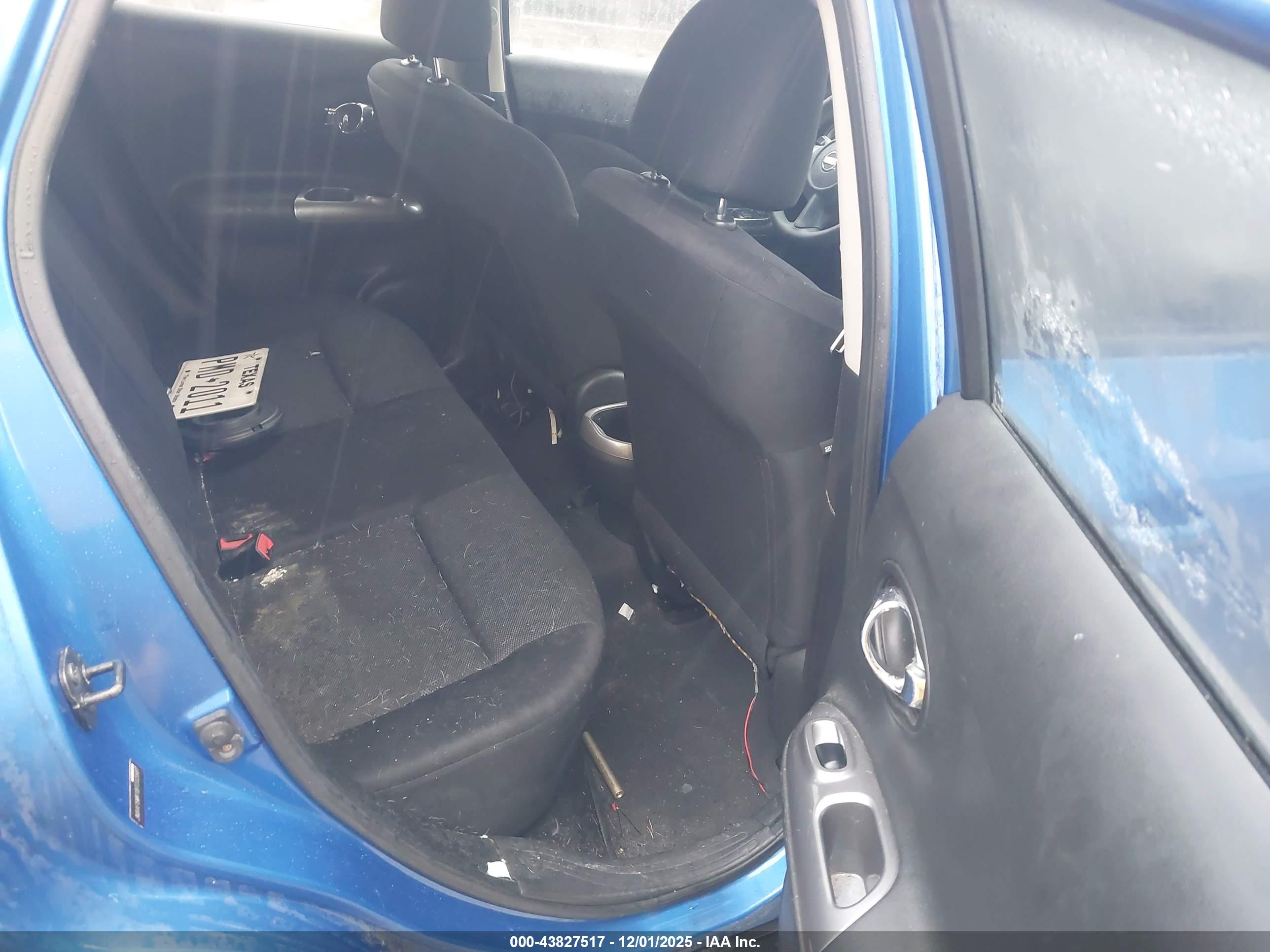 NISSAN JUKE image 8