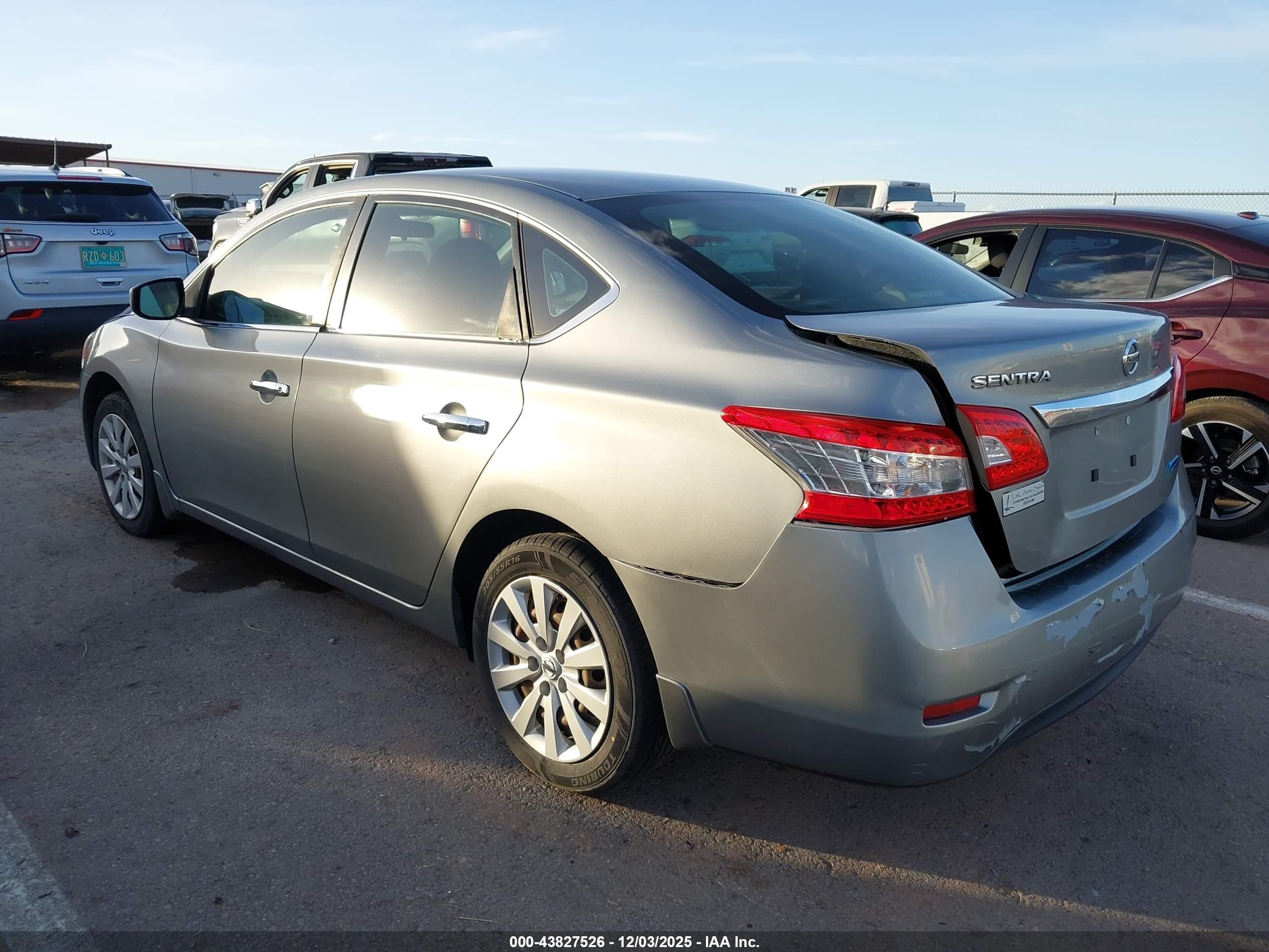 NISSAN SENTRA image 3