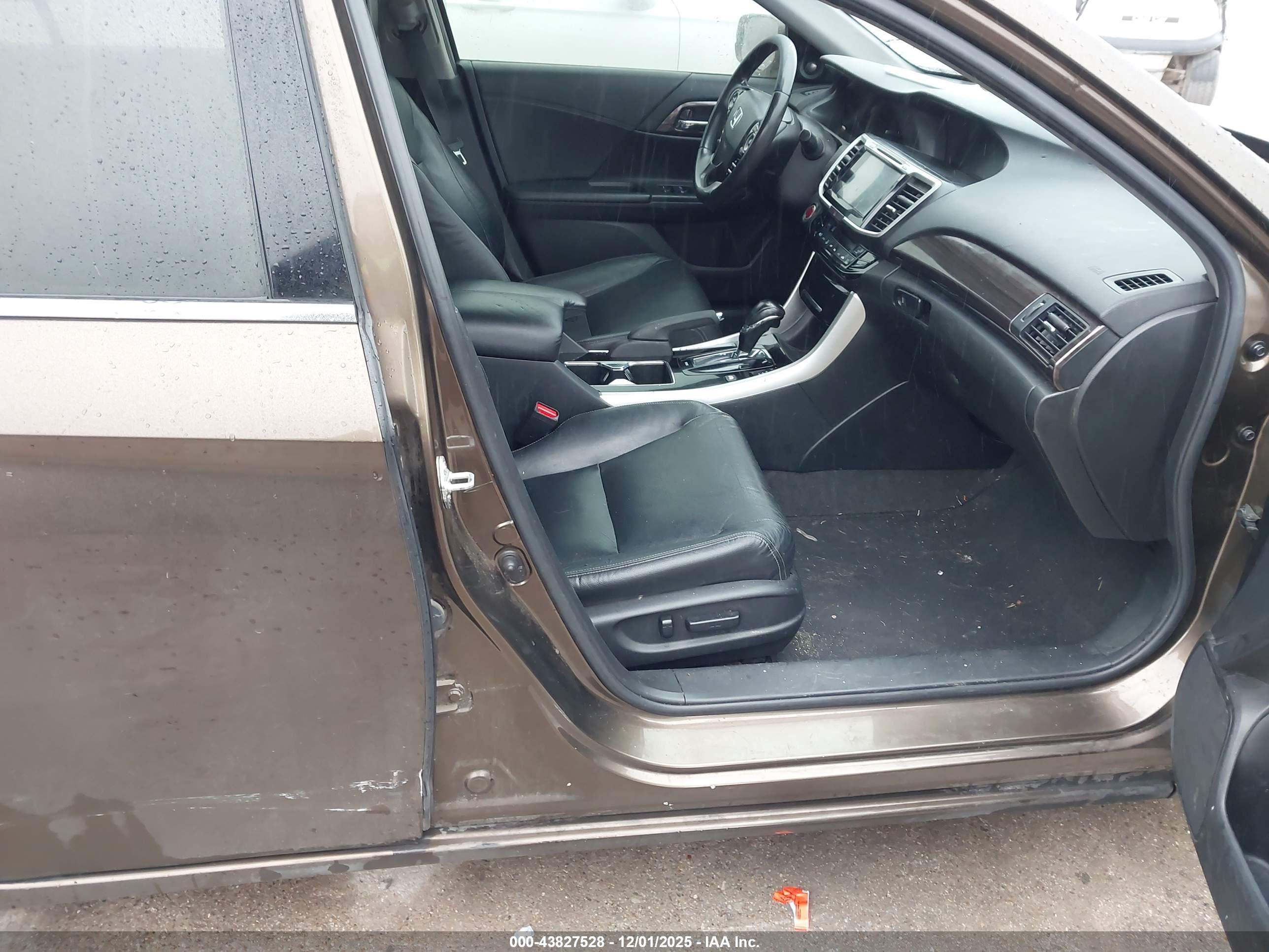 HONDA ACCORD image 5