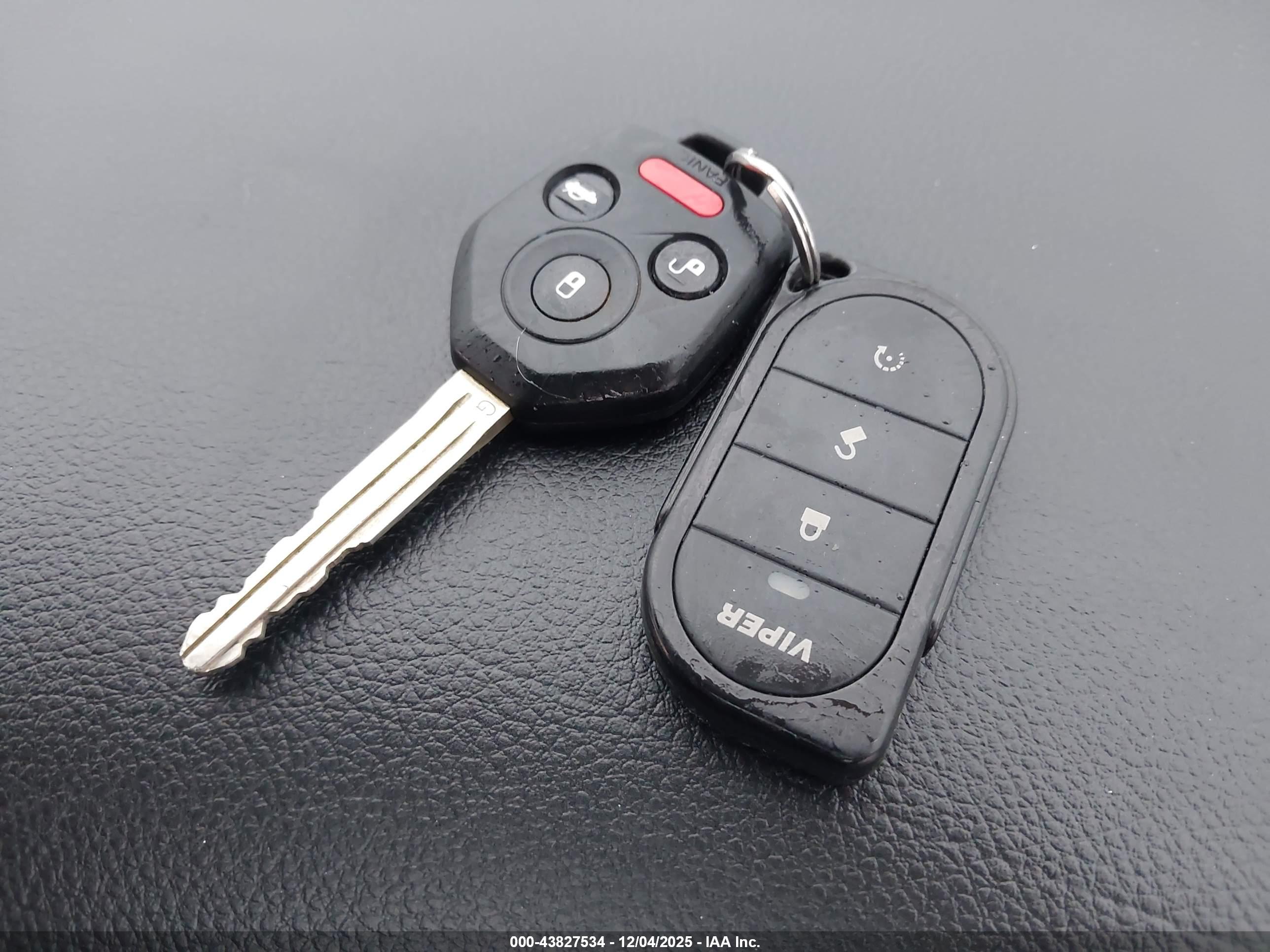 SUBARU OUTBACK image 11