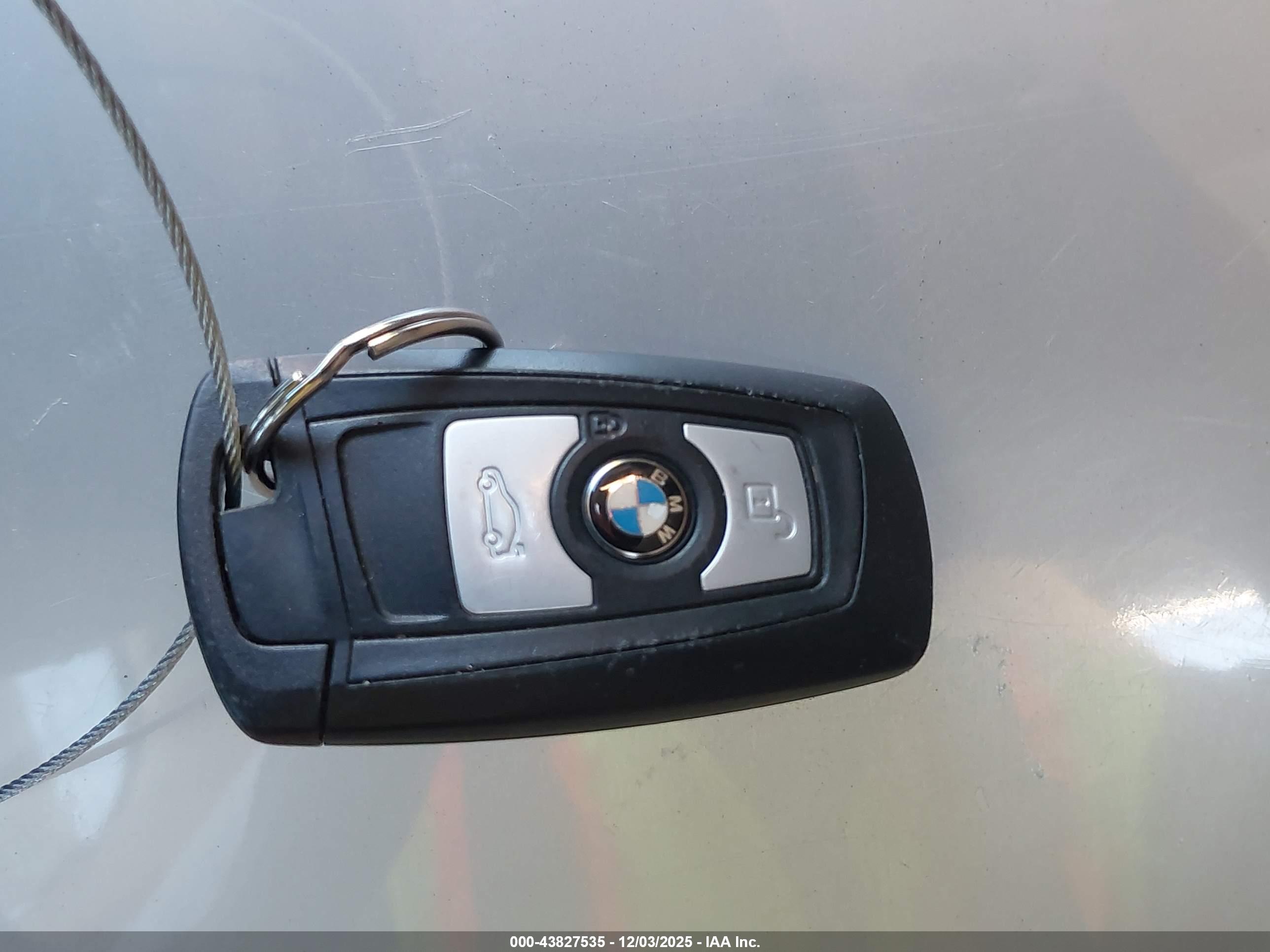 BMW 328I image 11