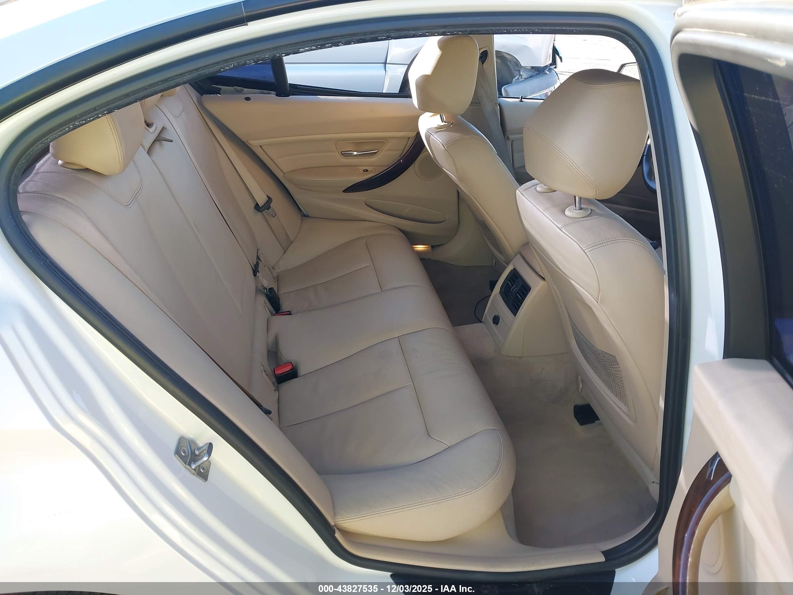 BMW 328I image 8