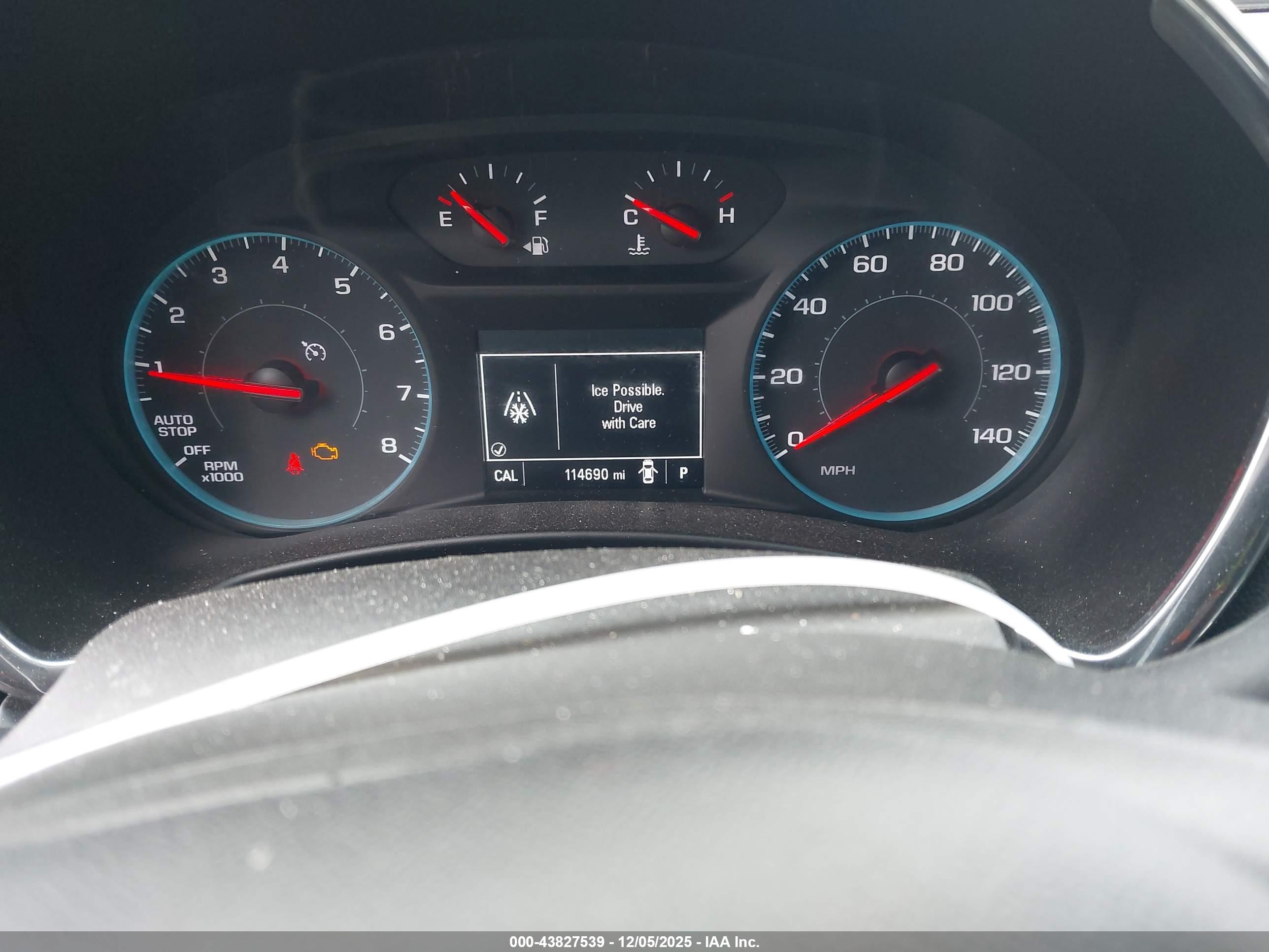 CHEVROLET EQUINOX image 7