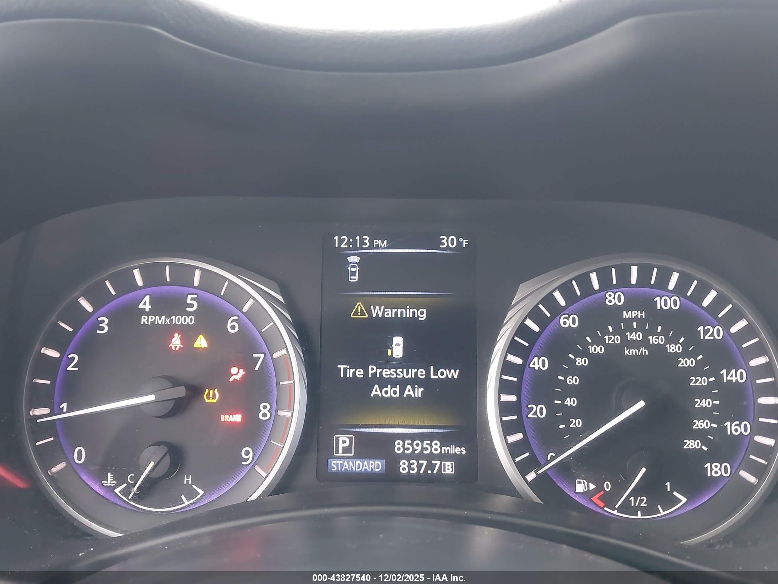INFINITI Q50 image 7