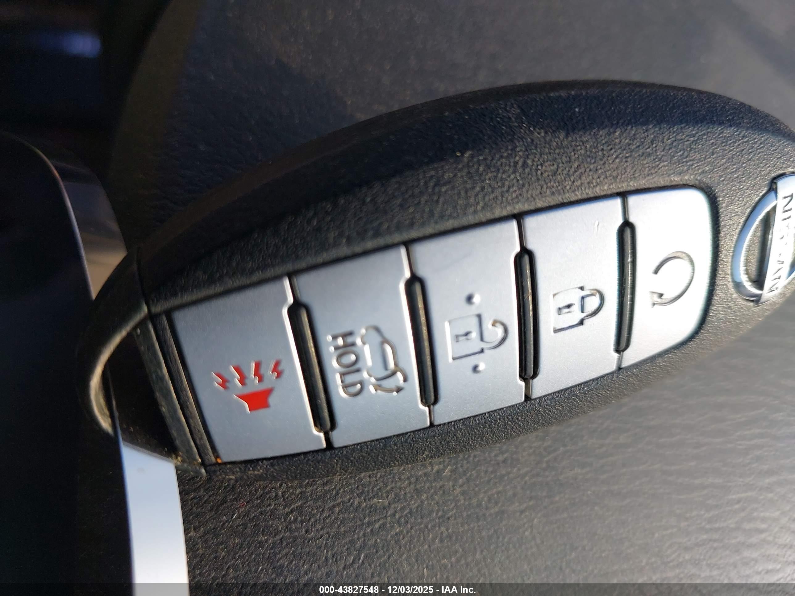 NISSAN PATHFINDER image 11