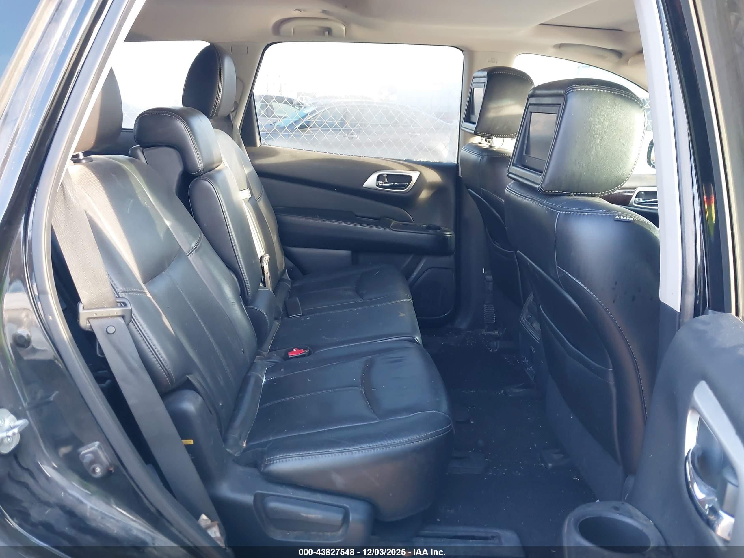 NISSAN PATHFINDER image 8