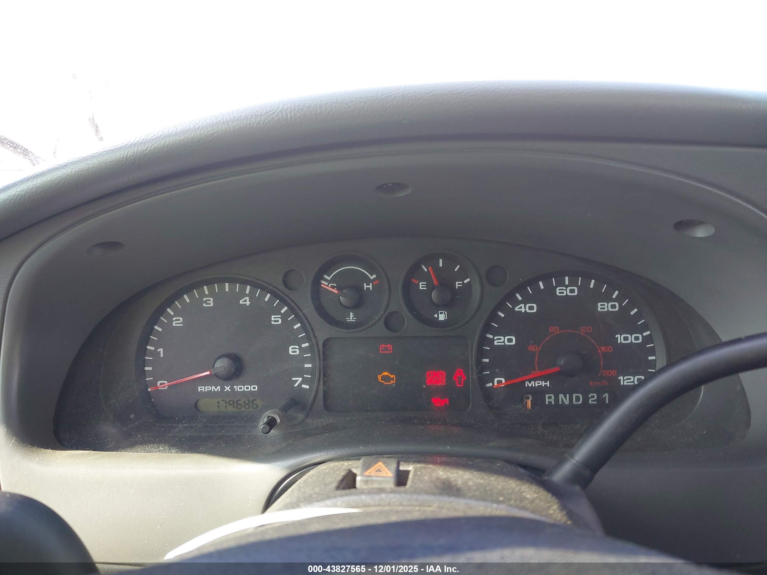 FORD RANGER image 7
