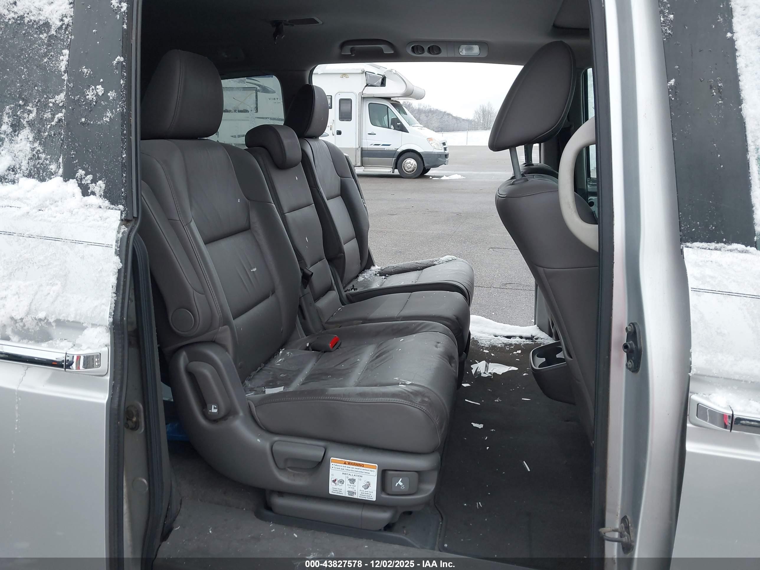 HONDA ODYSSEY image 8