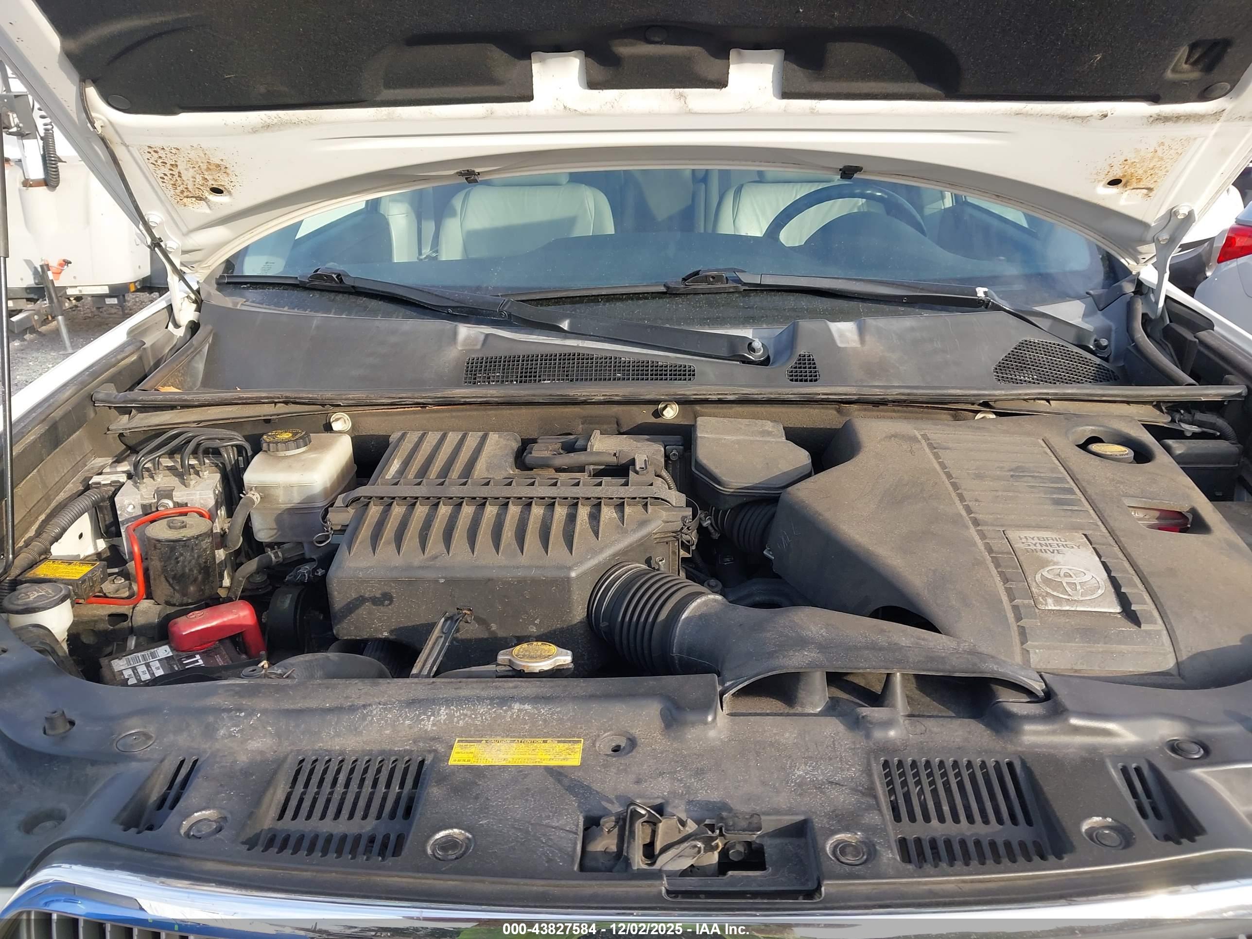 TOYOTA HIGHLANDER image 6