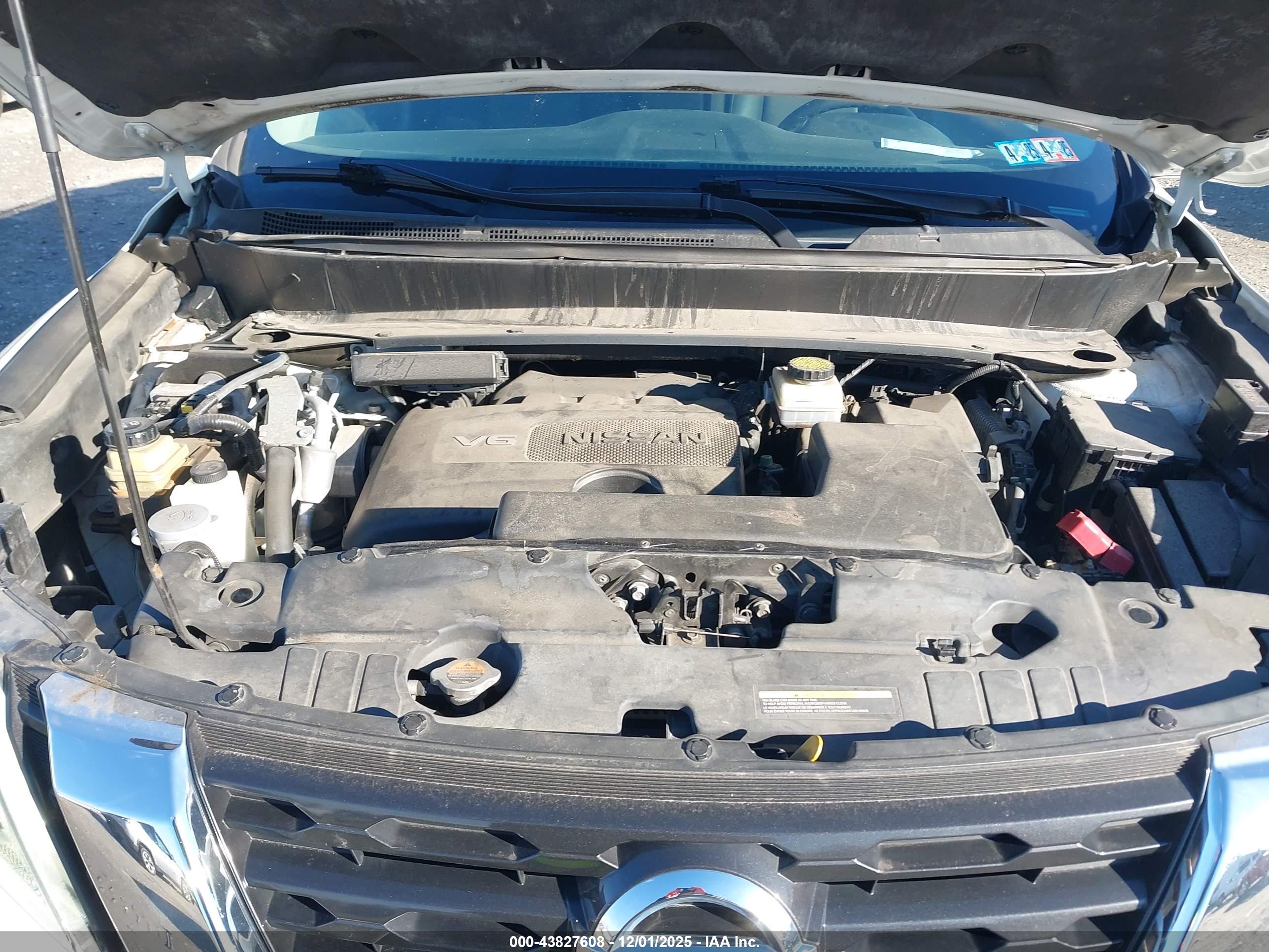 NISSAN PATHFINDER image 10
