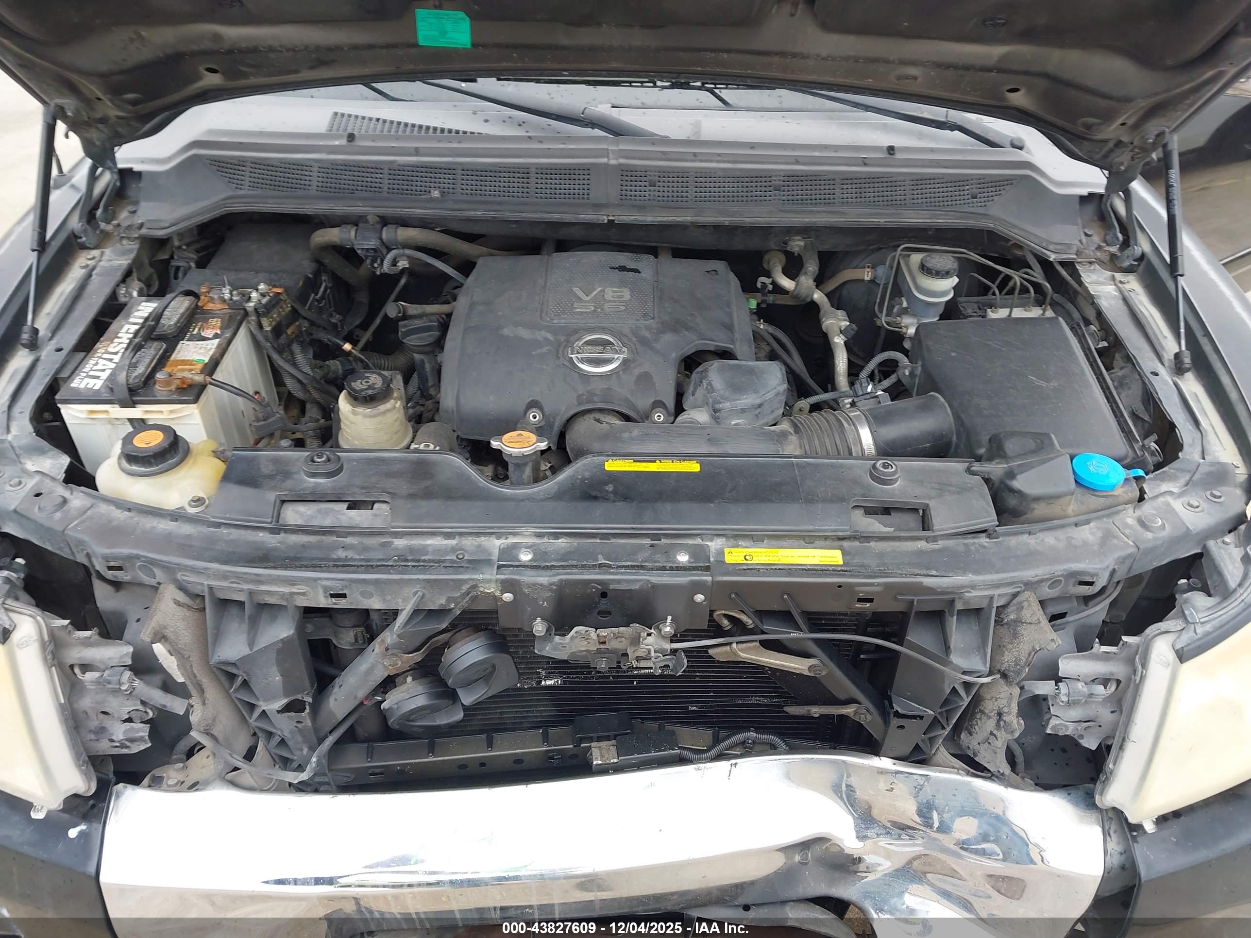NISSAN TITAN image 10