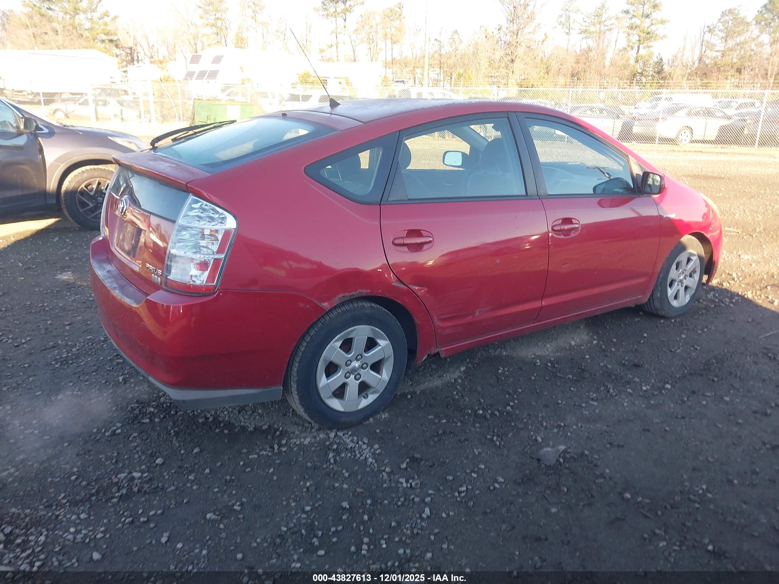 TOYOTA PRIUS image 4