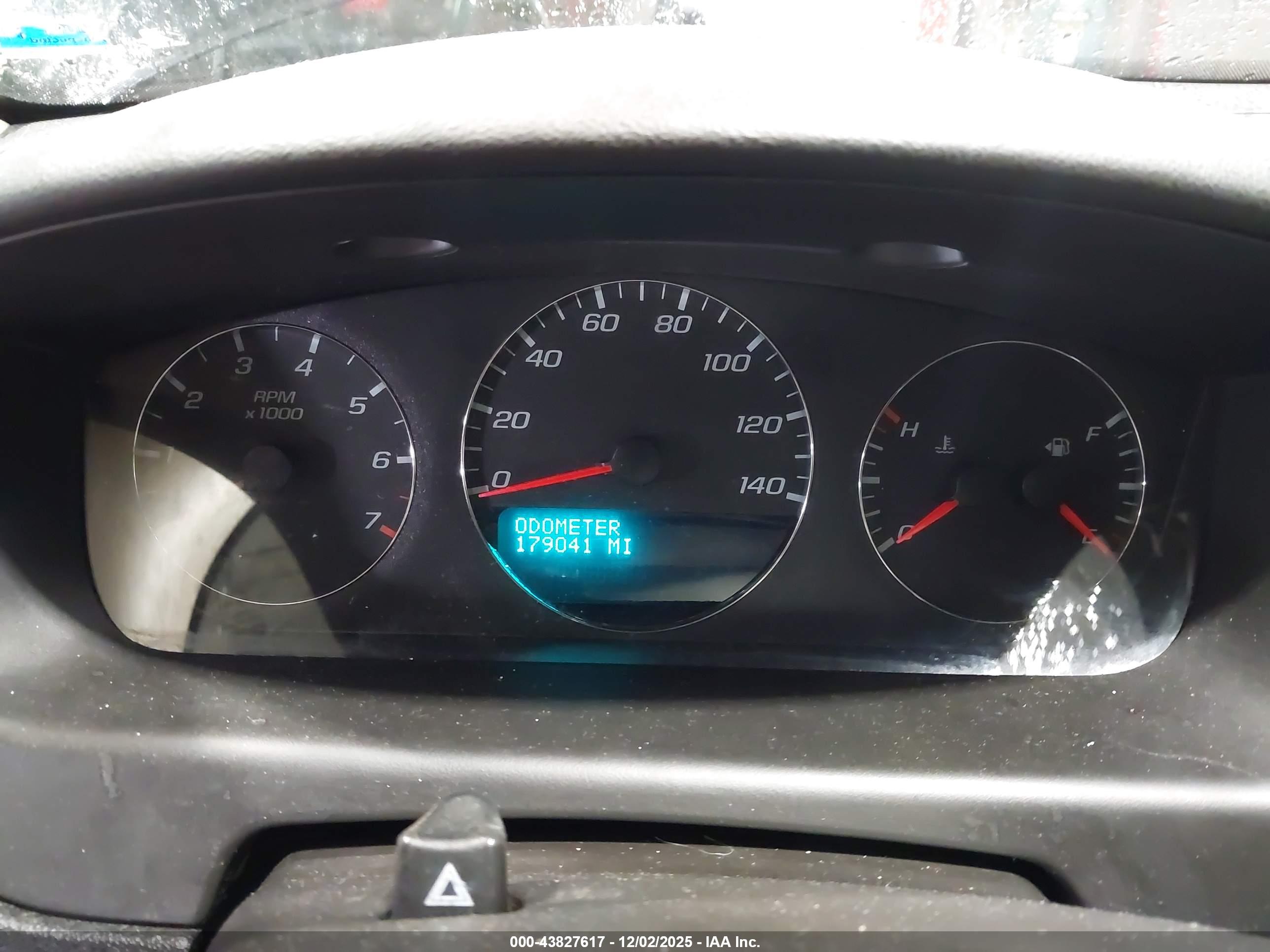 CHEVROLET IMPALA image 7