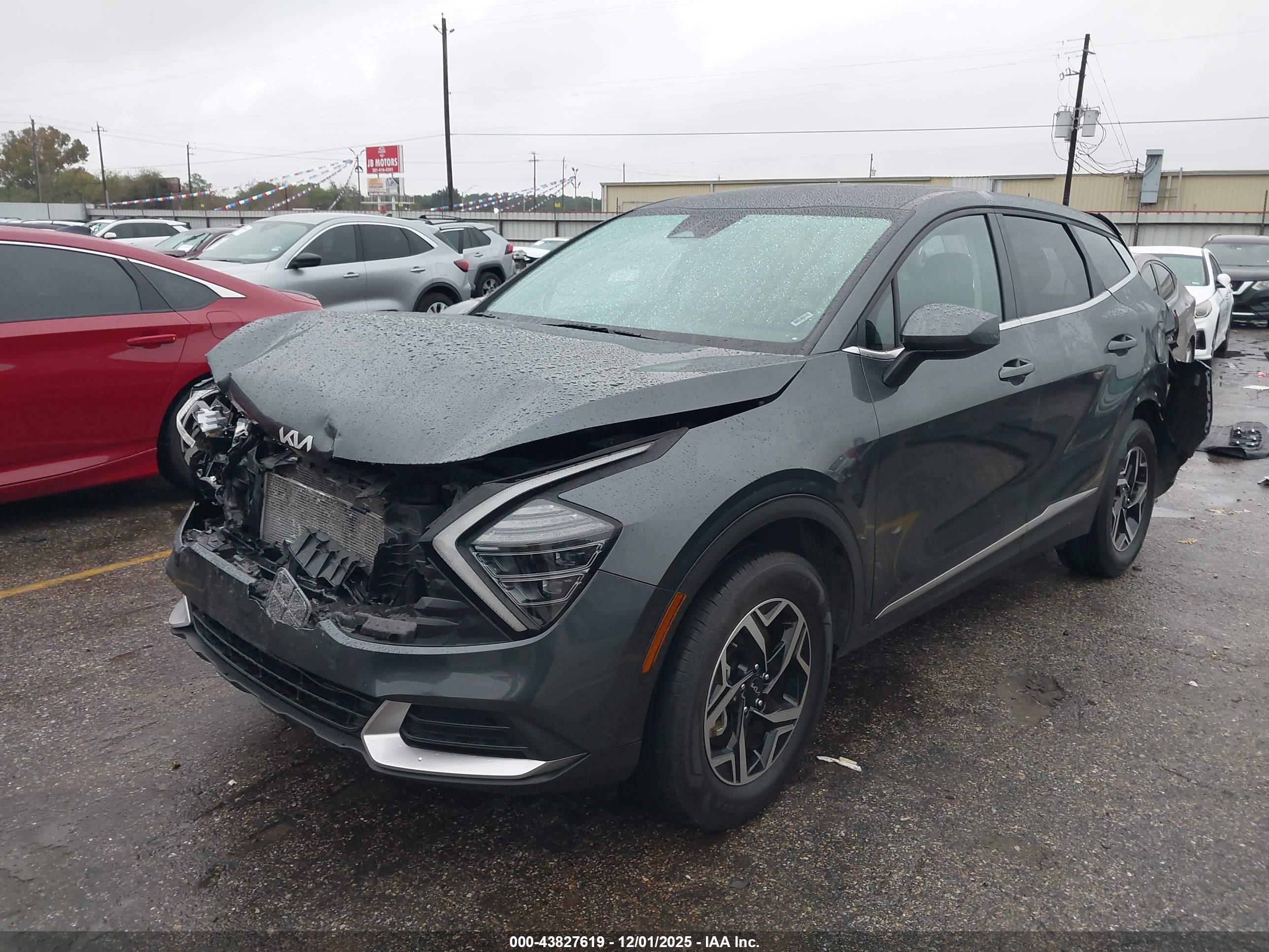 KIA SPORTAGE image 6