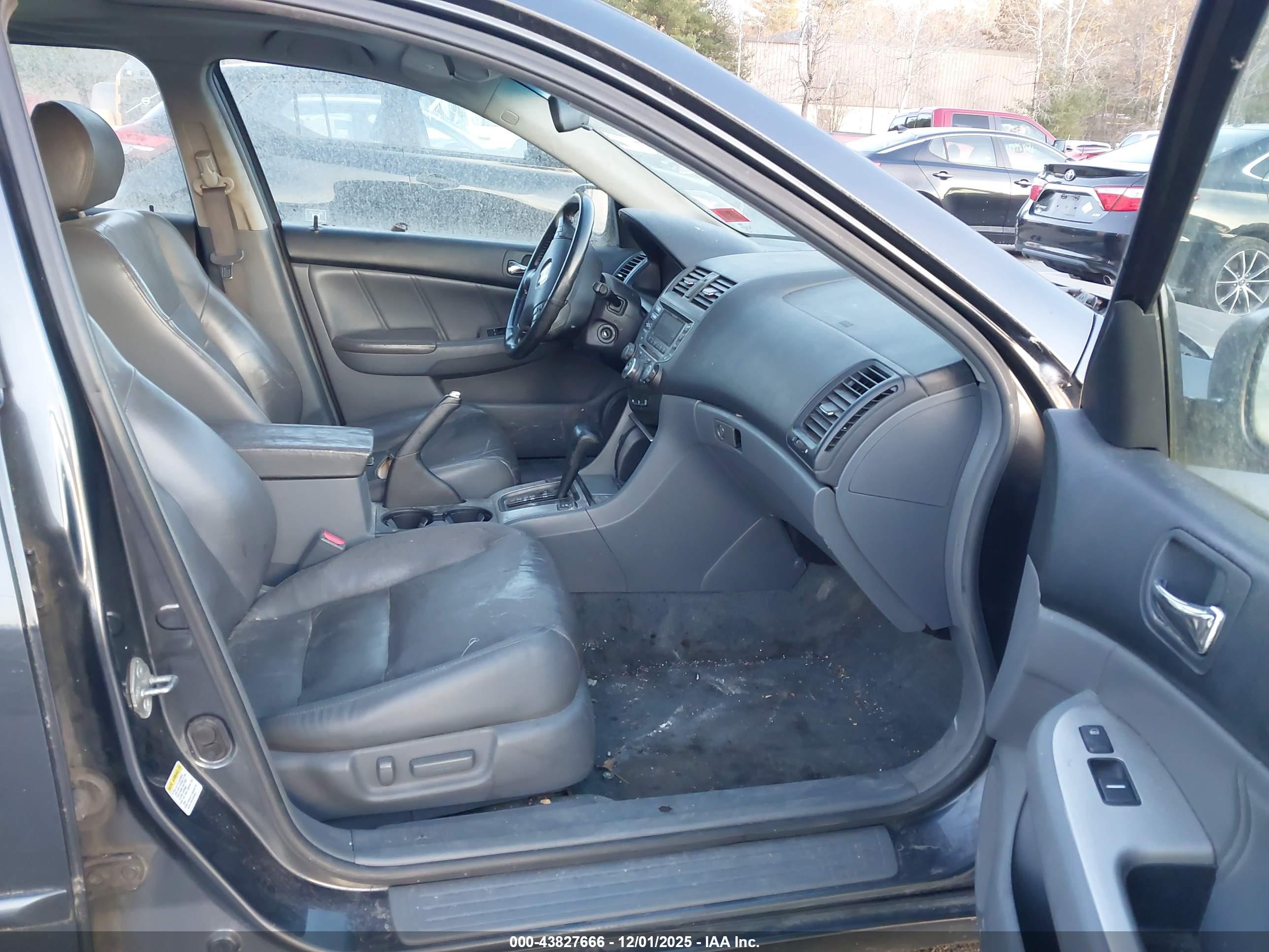 HONDA ACCORD image 5