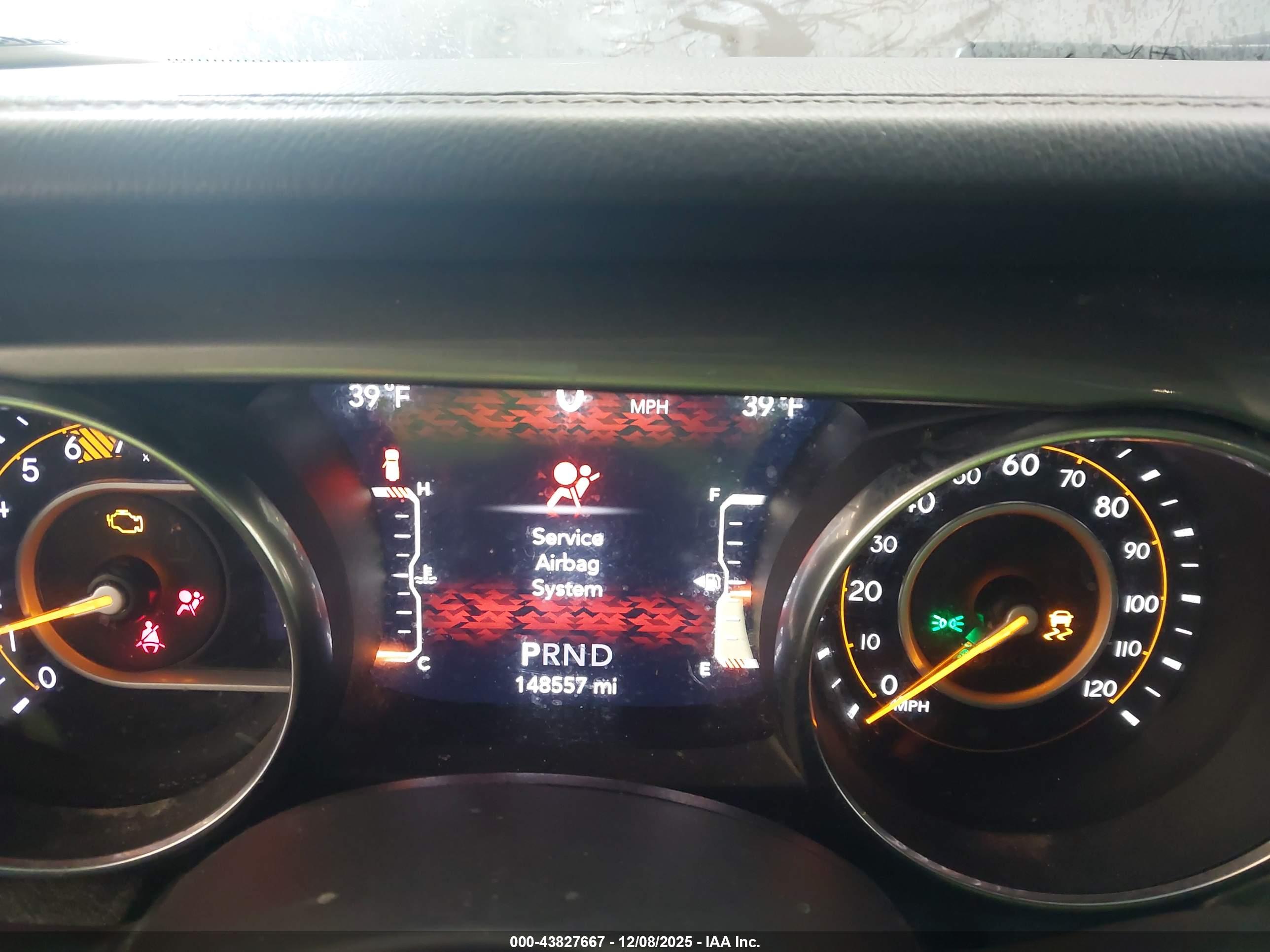 JEEP WRANGLER image 7