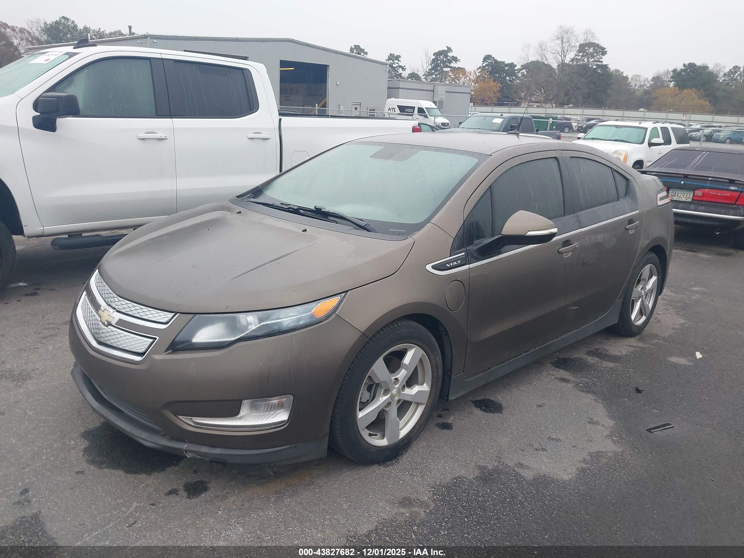 CHEVROLET VOLT image 2