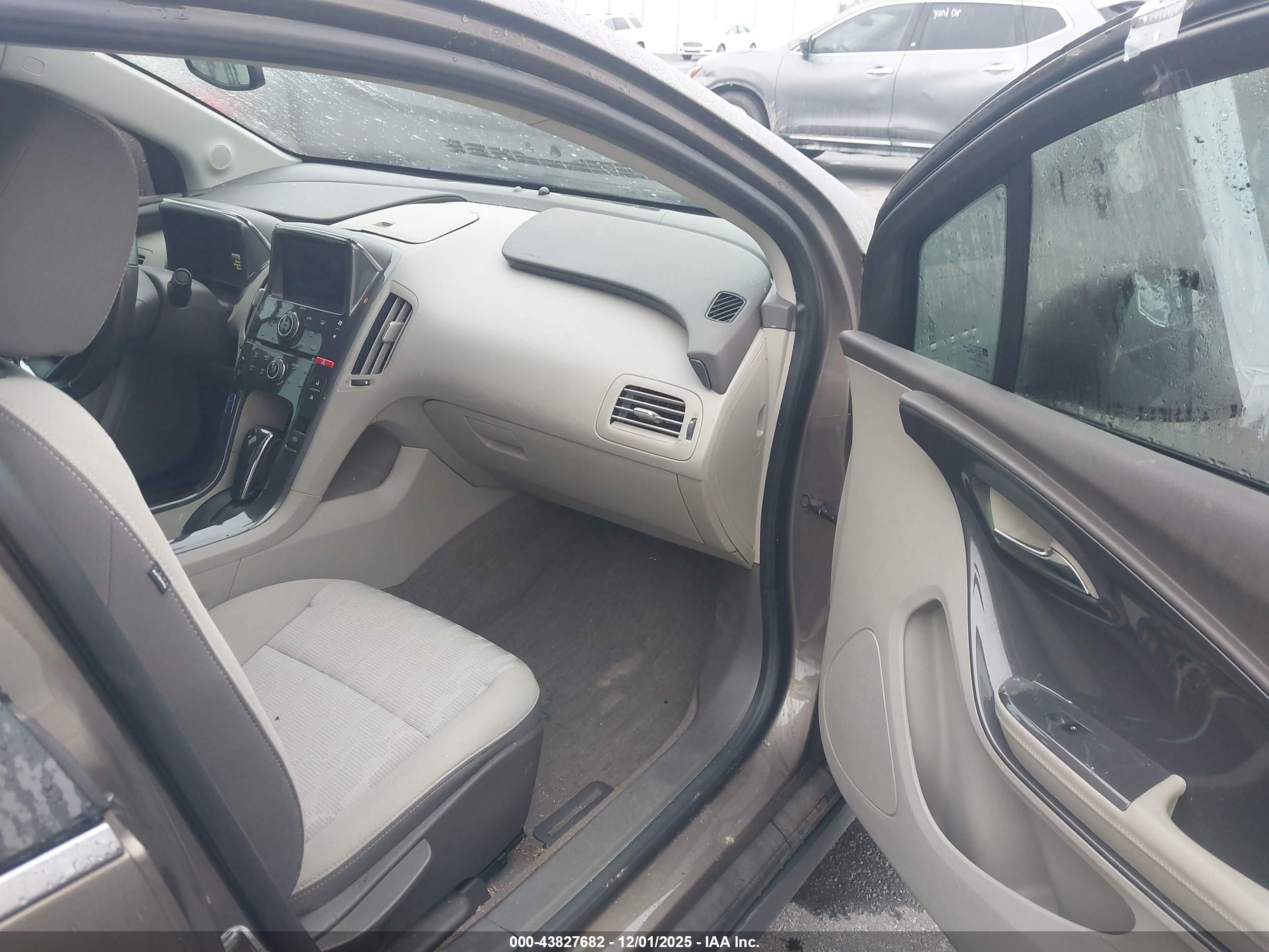 CHEVROLET VOLT image 5