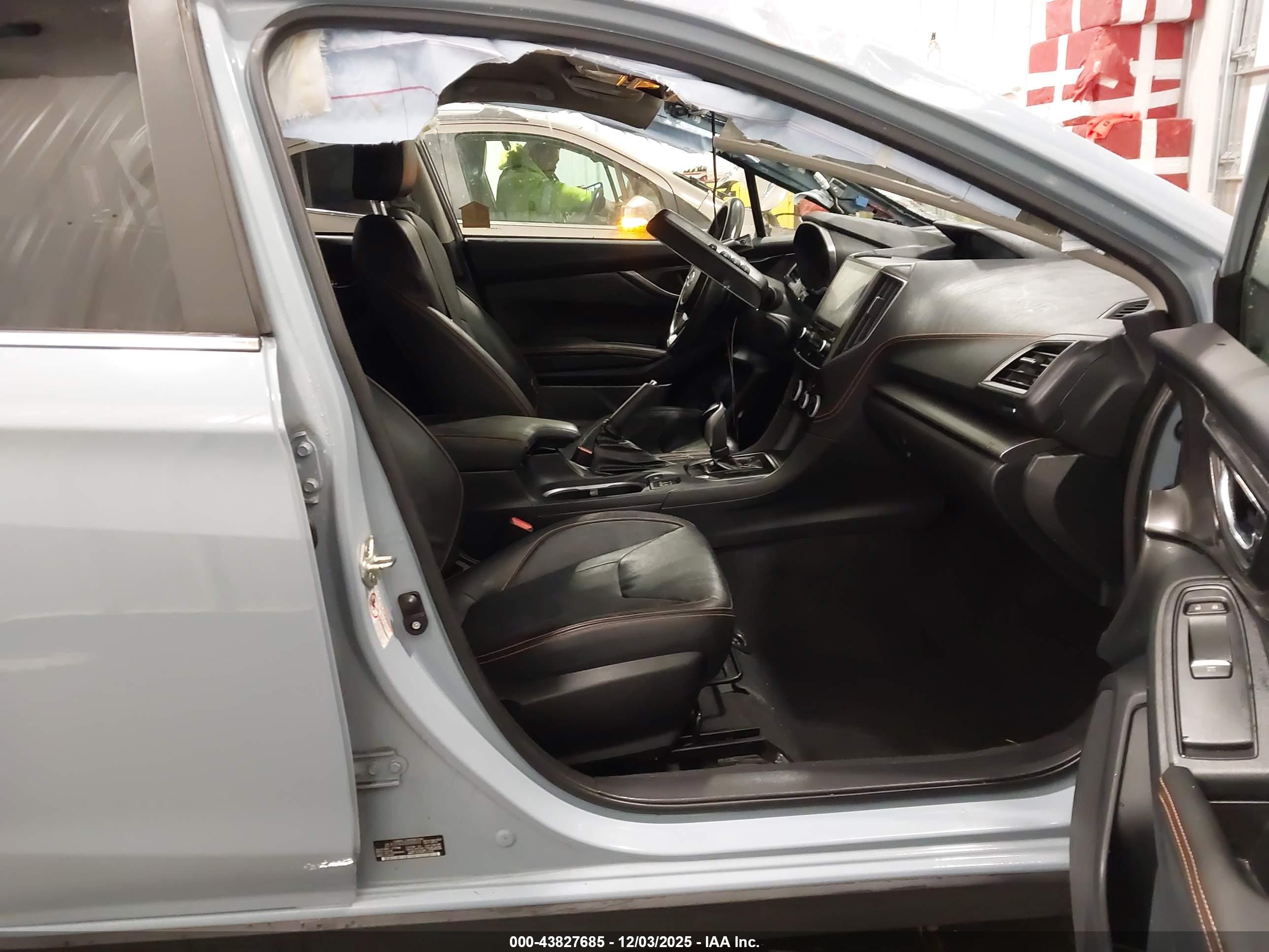 SUBARU CROSSTREK image 5