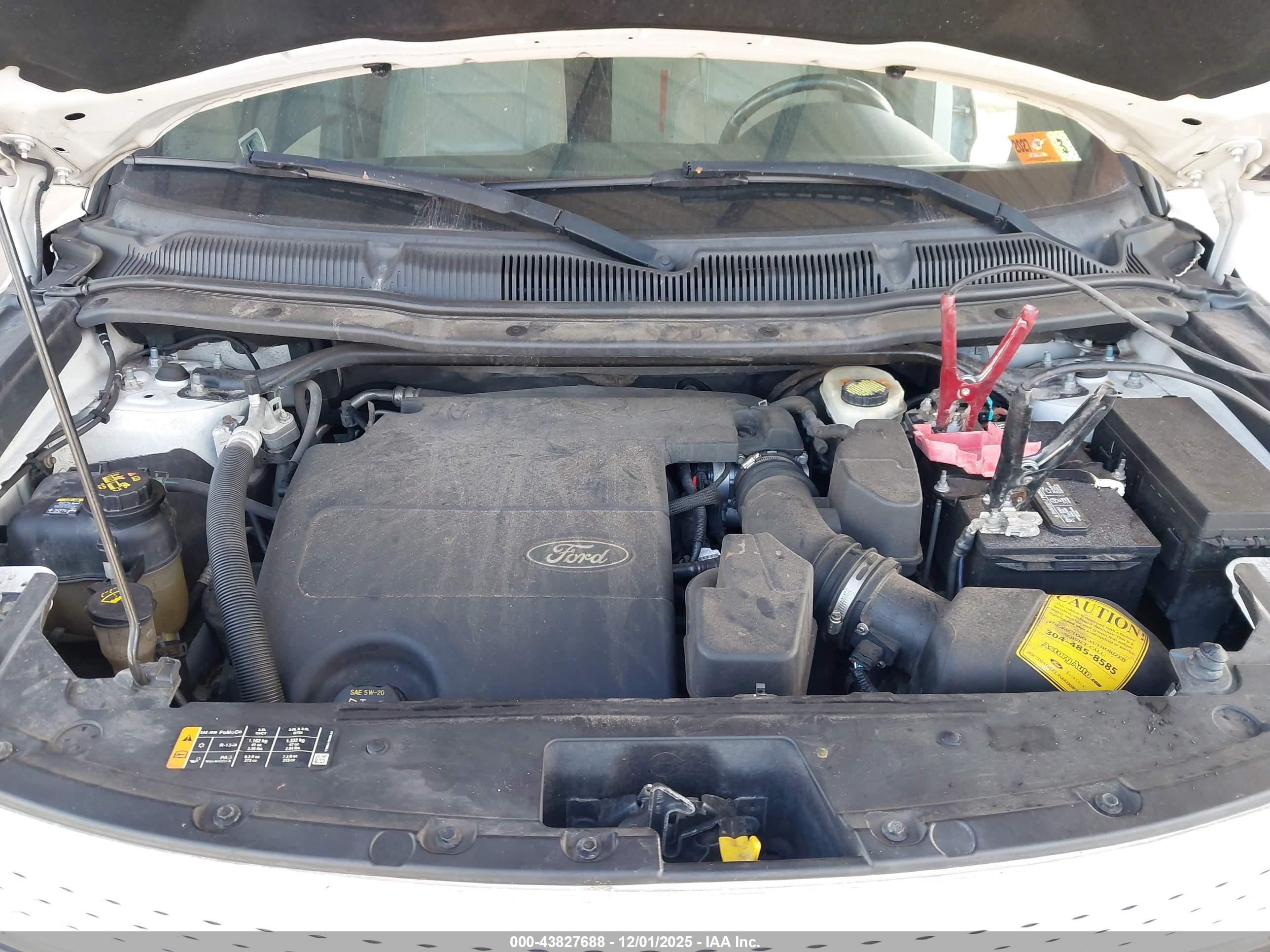 FORD EXPLORER image 10
