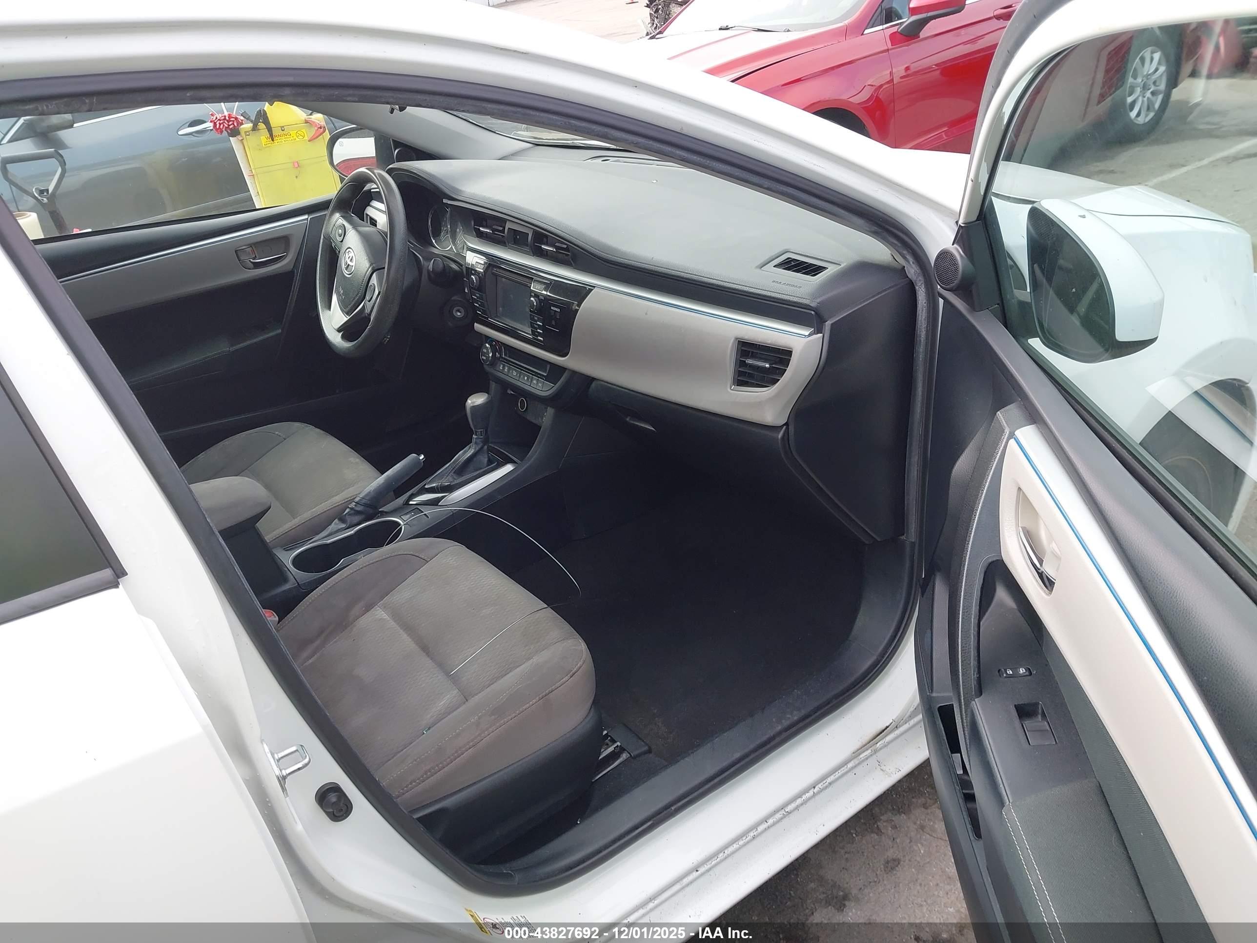 TOYOTA COROLLA image 5