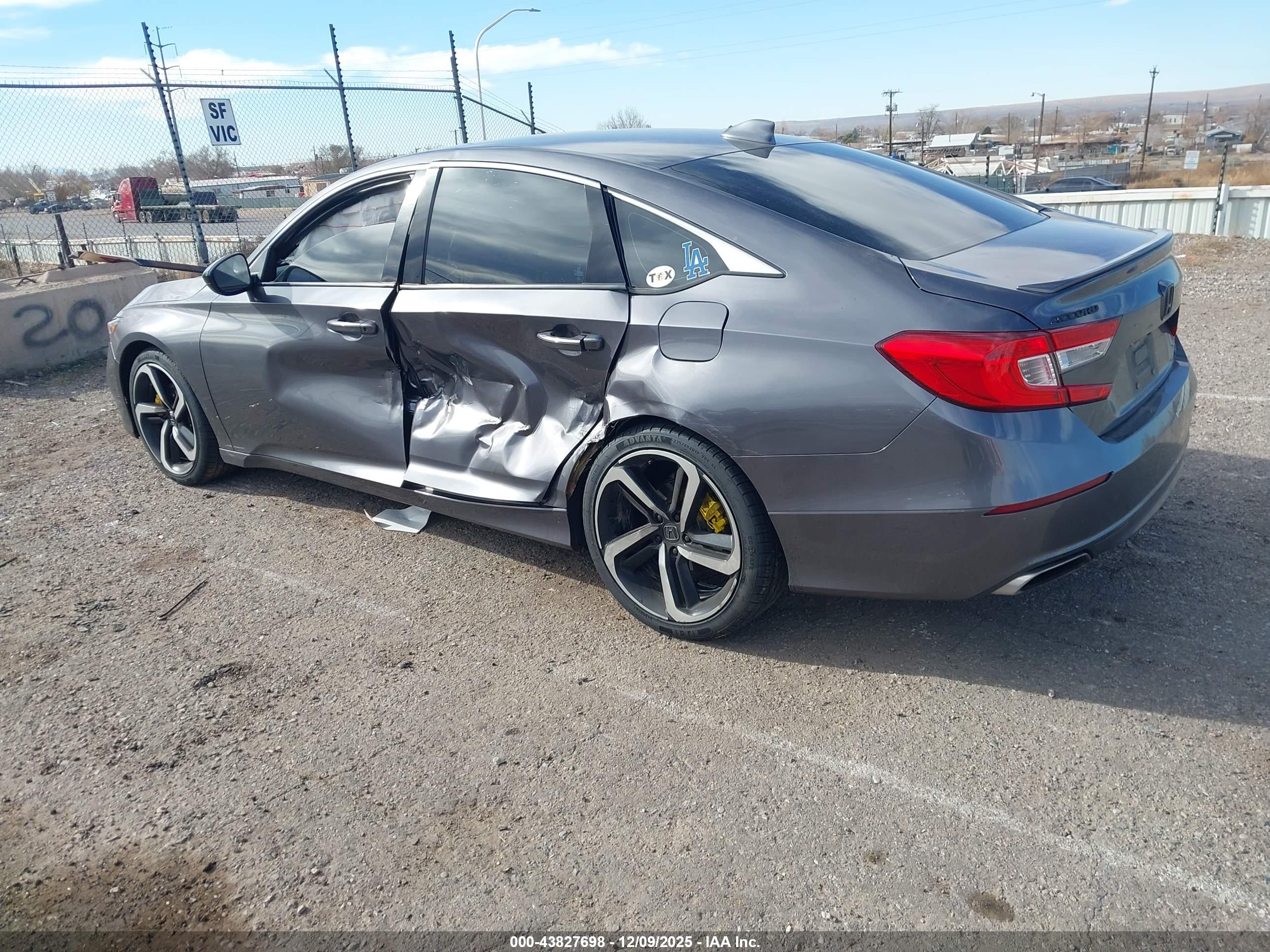 HONDA ACCORD image 3