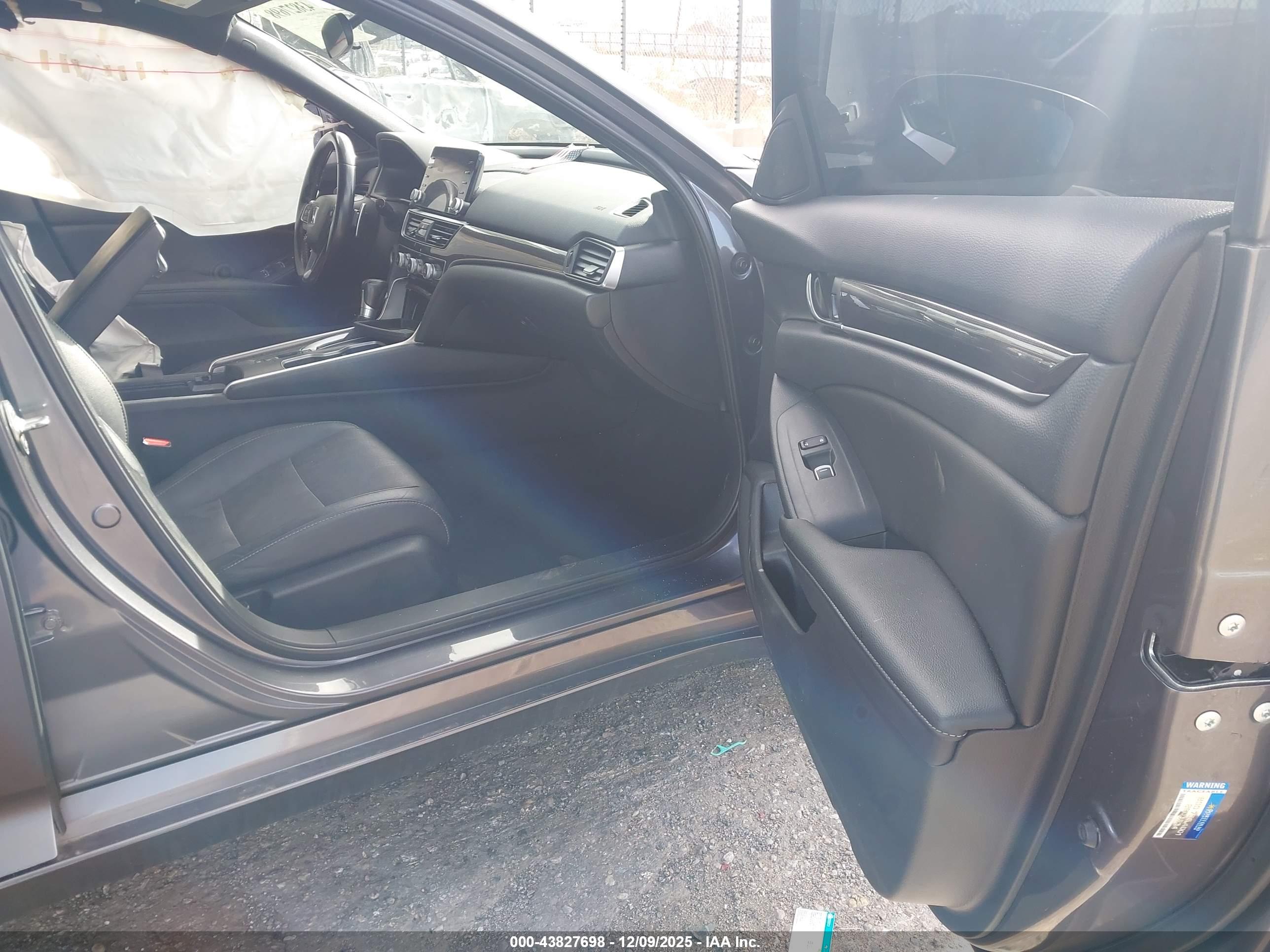 HONDA ACCORD image 5