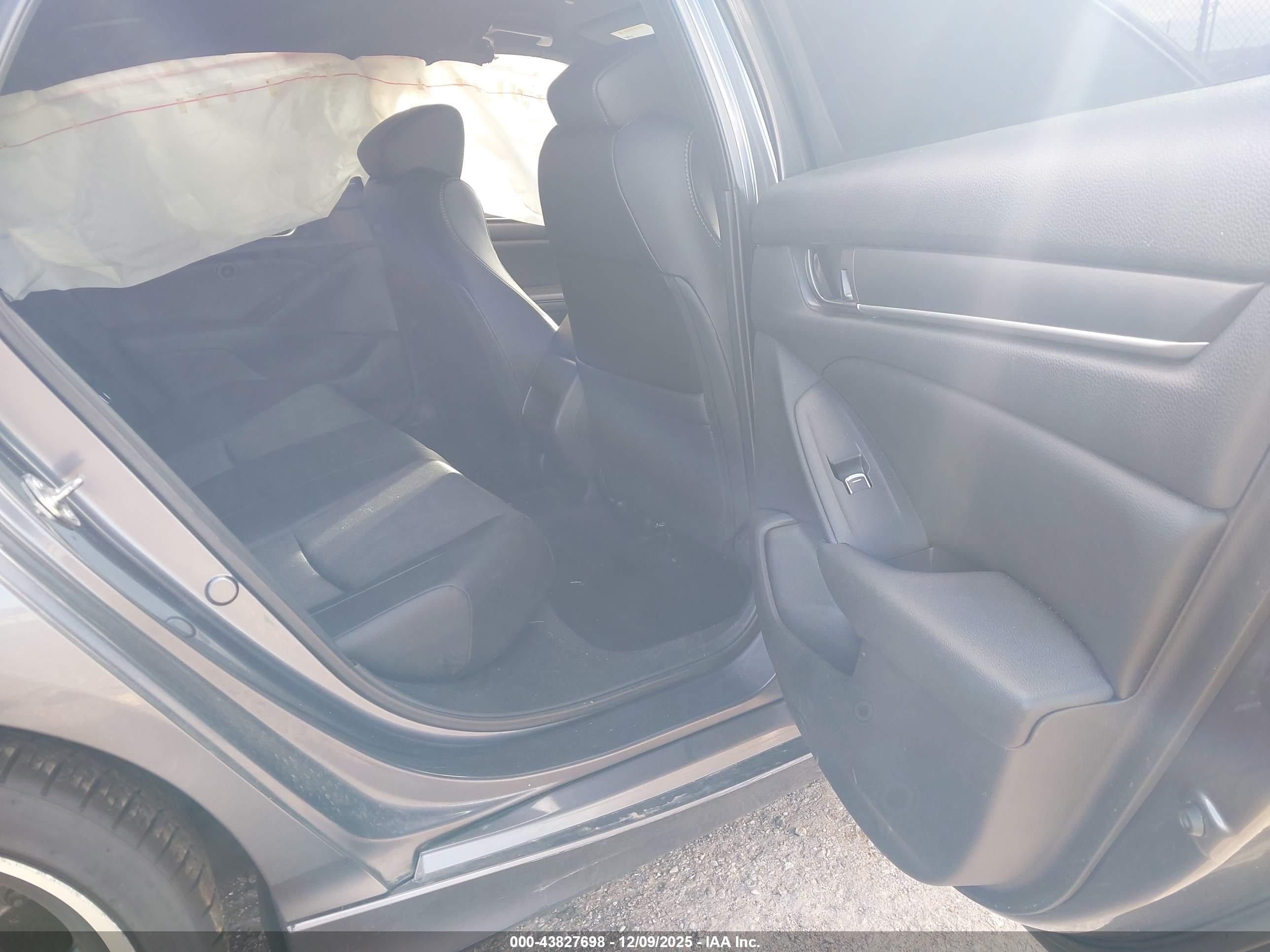 HONDA ACCORD image 8