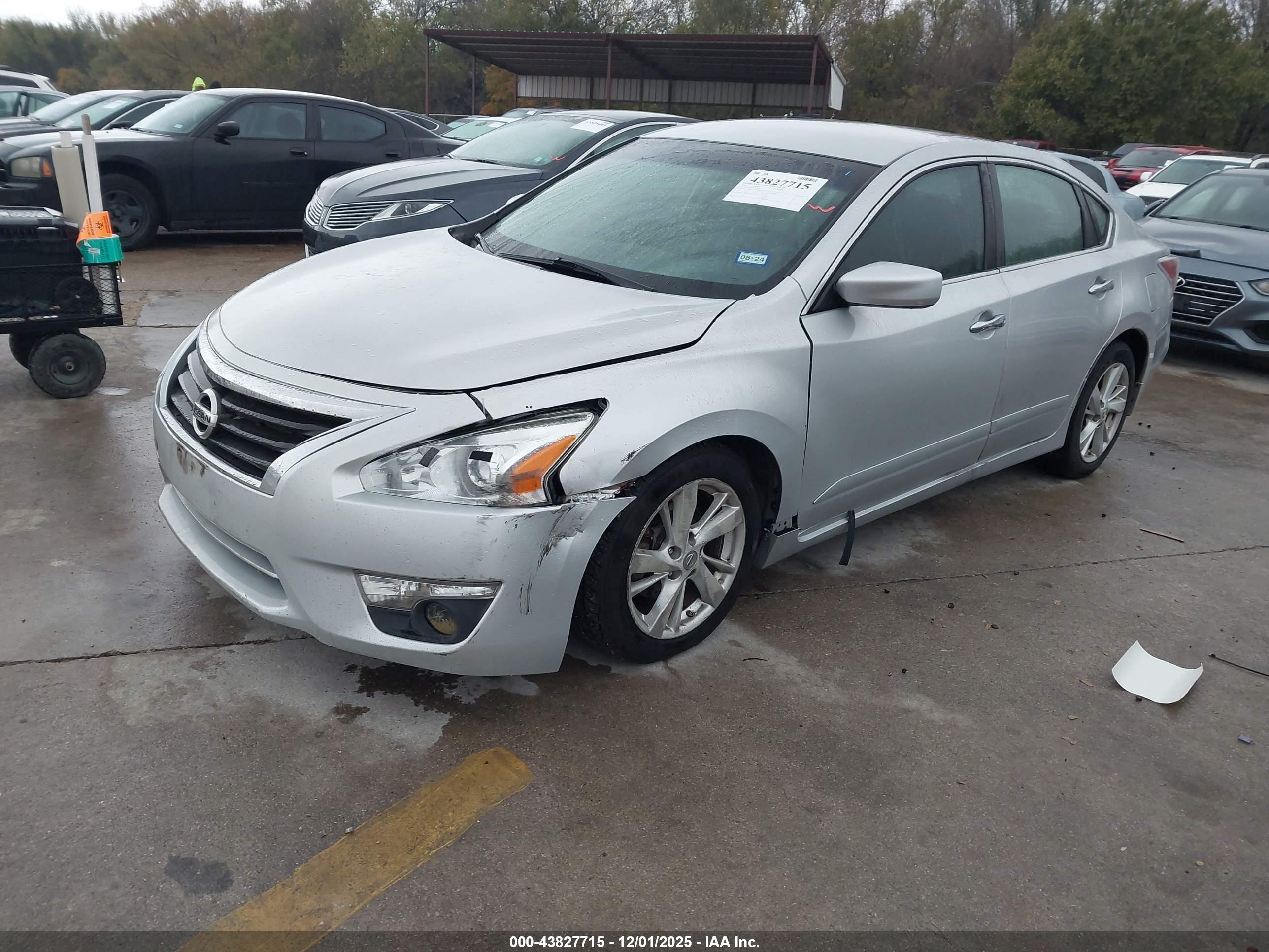 NISSAN ALTIMA image 2