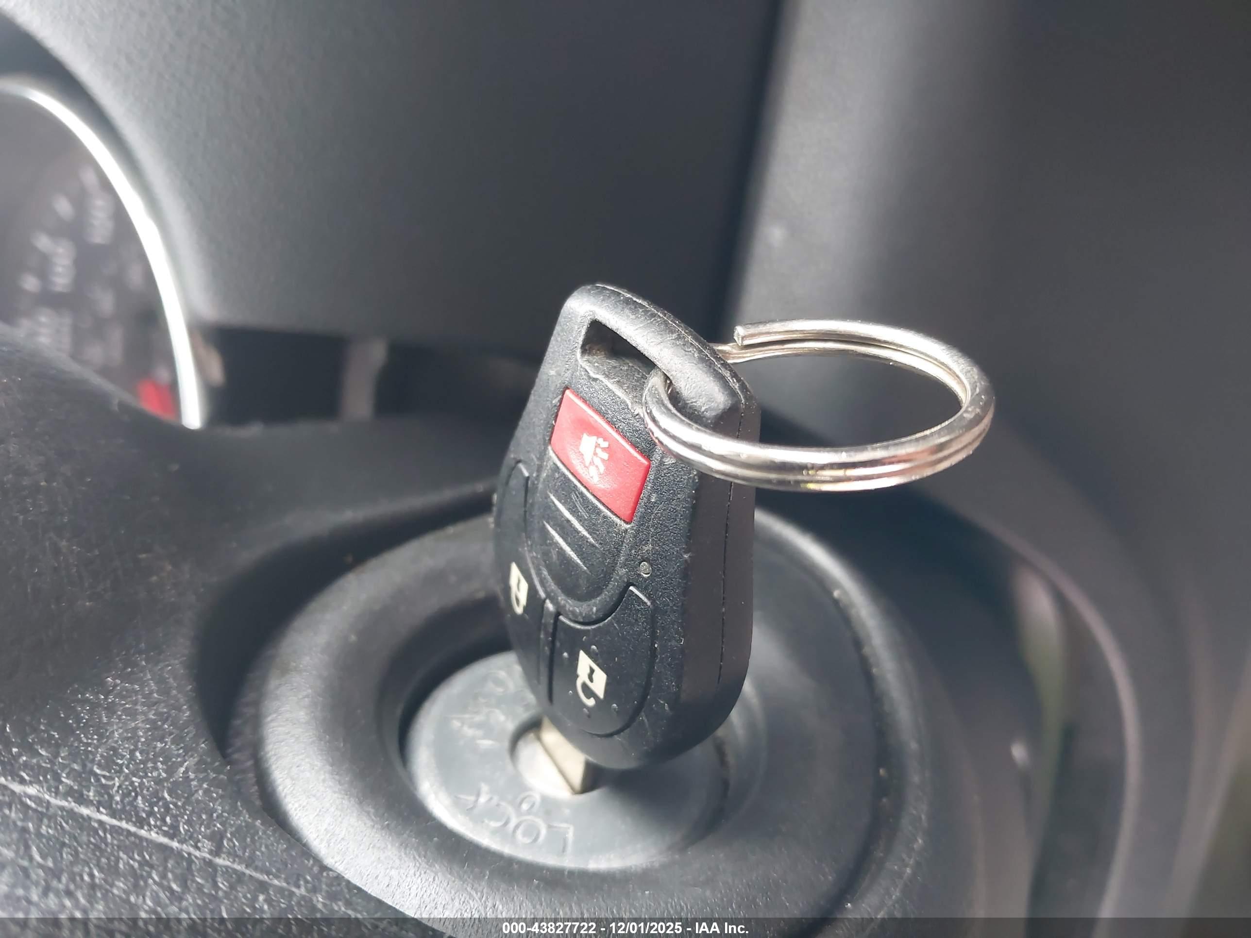 NISSAN ROGUE image 11