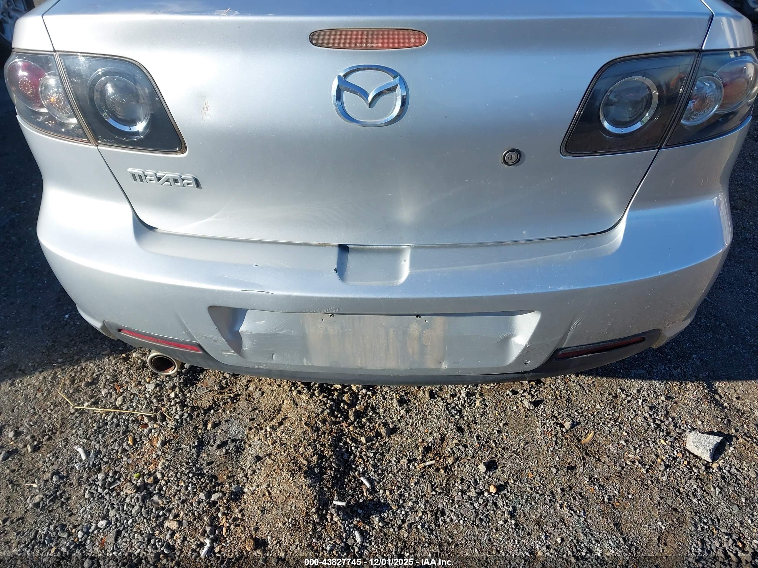 MAZDA MAZDA3 image 6