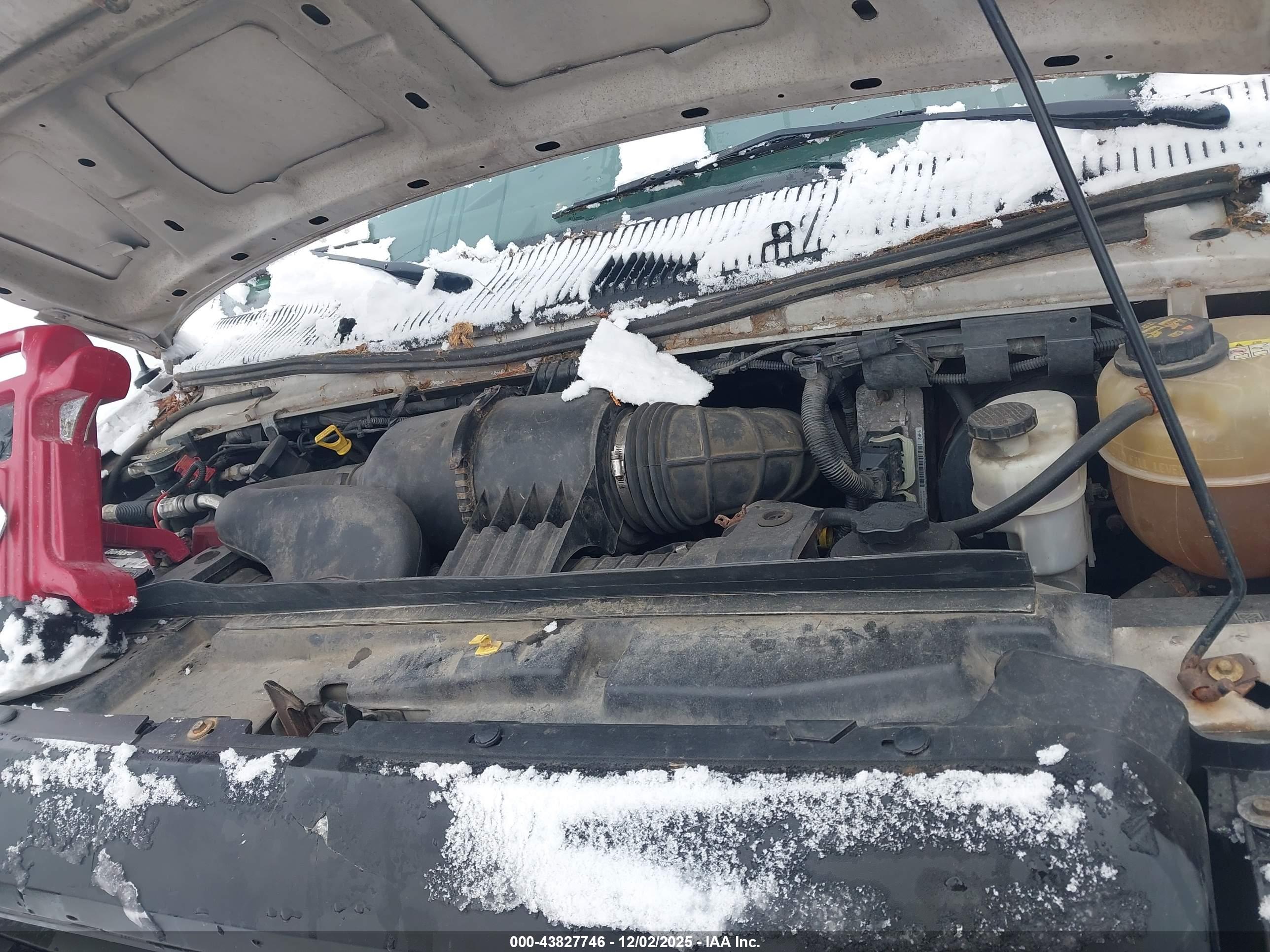 FORD E-150 image 10