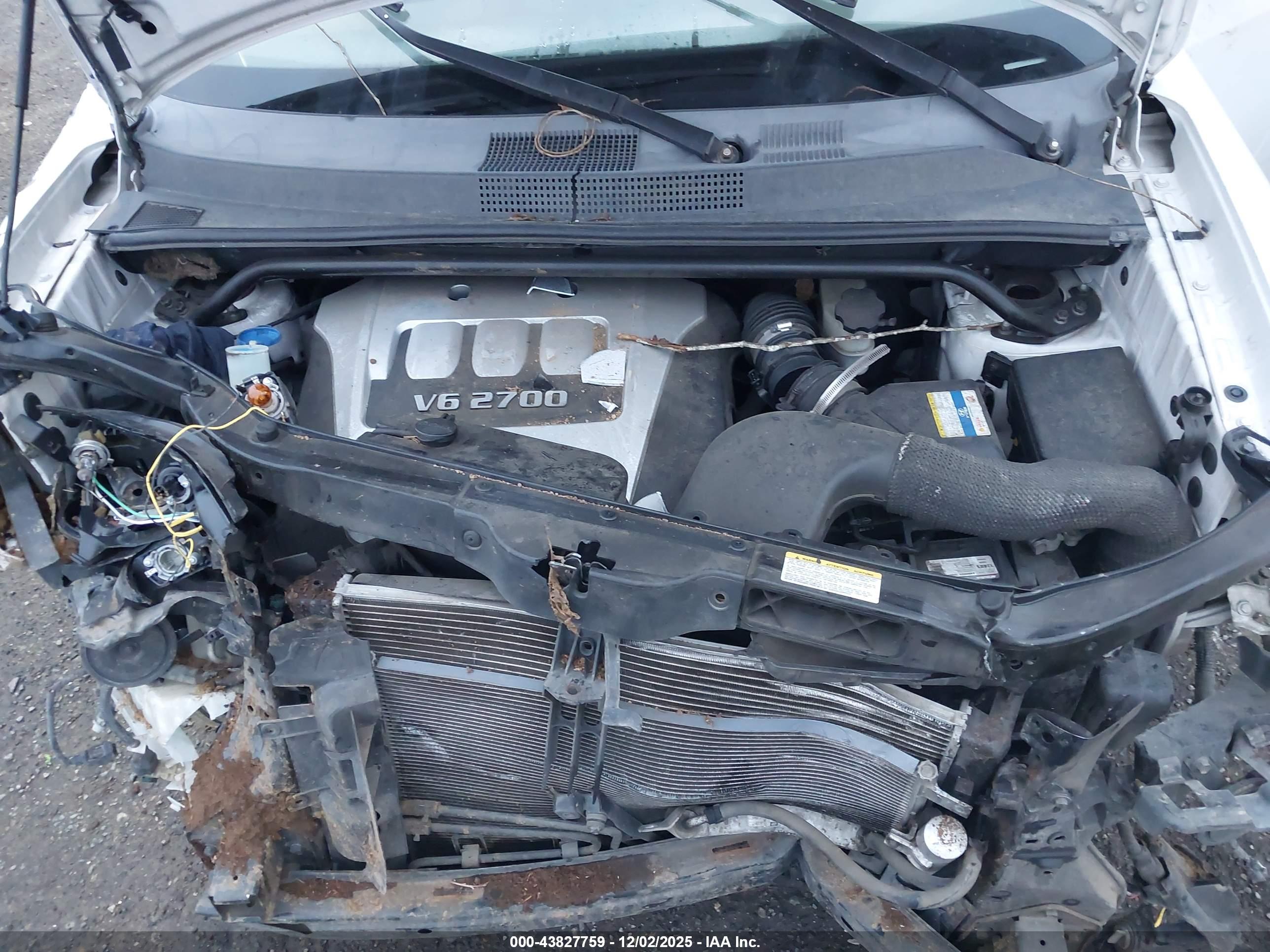 HYUNDAI TUCSON image 10