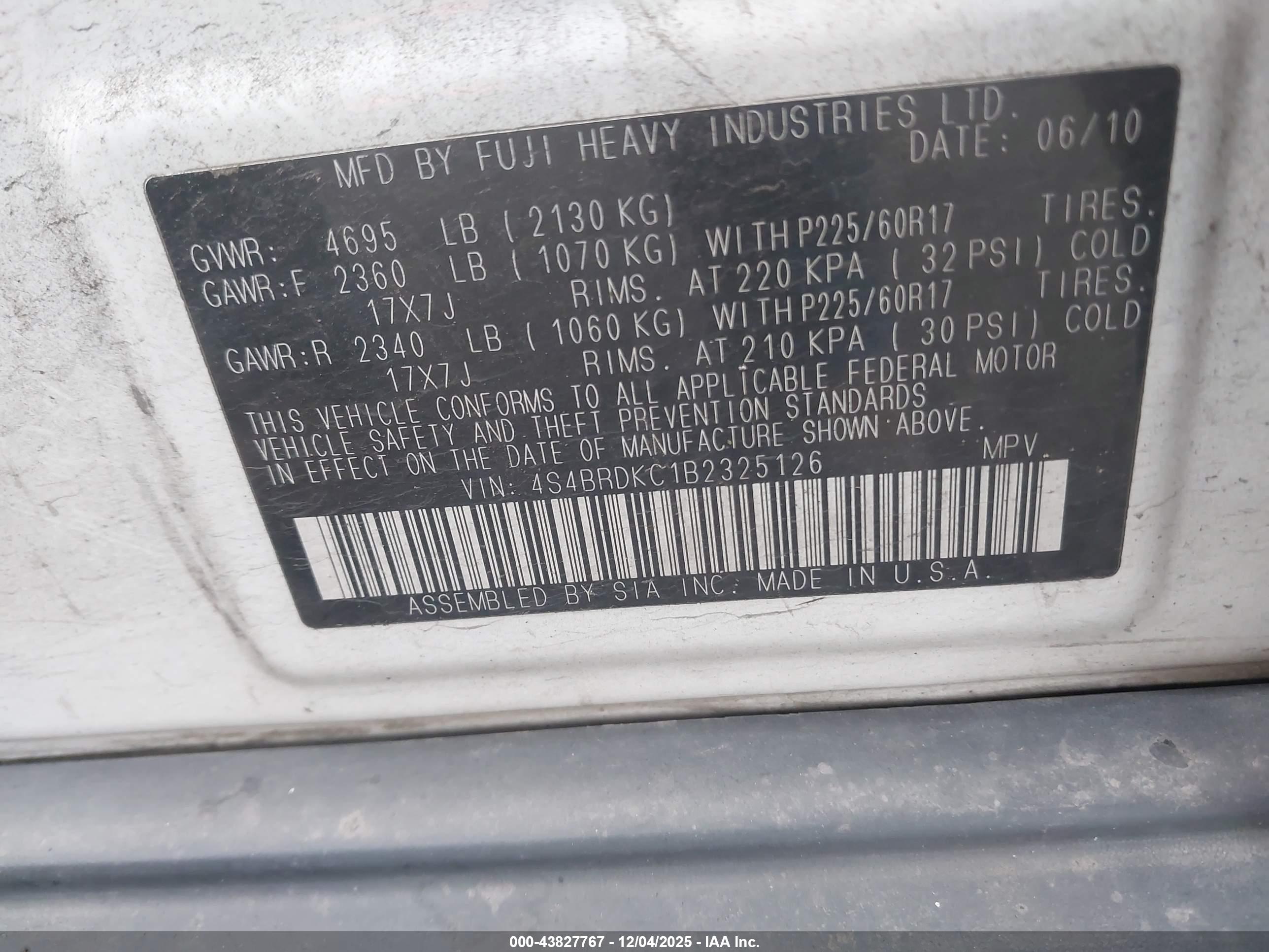 SUBARU OUTBACK image 9