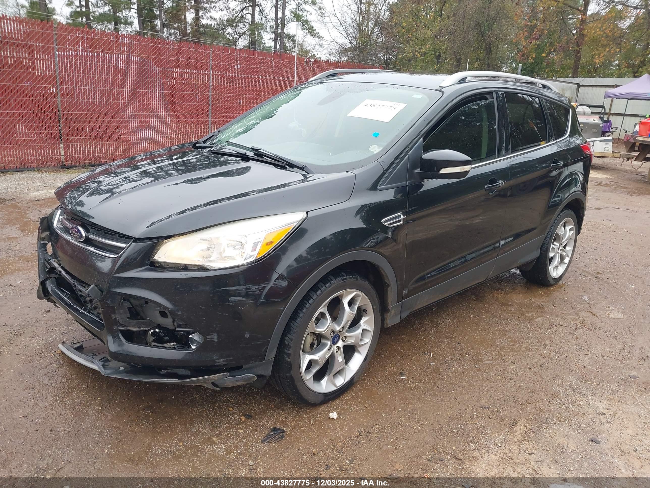 FORD ESCAPE image 2